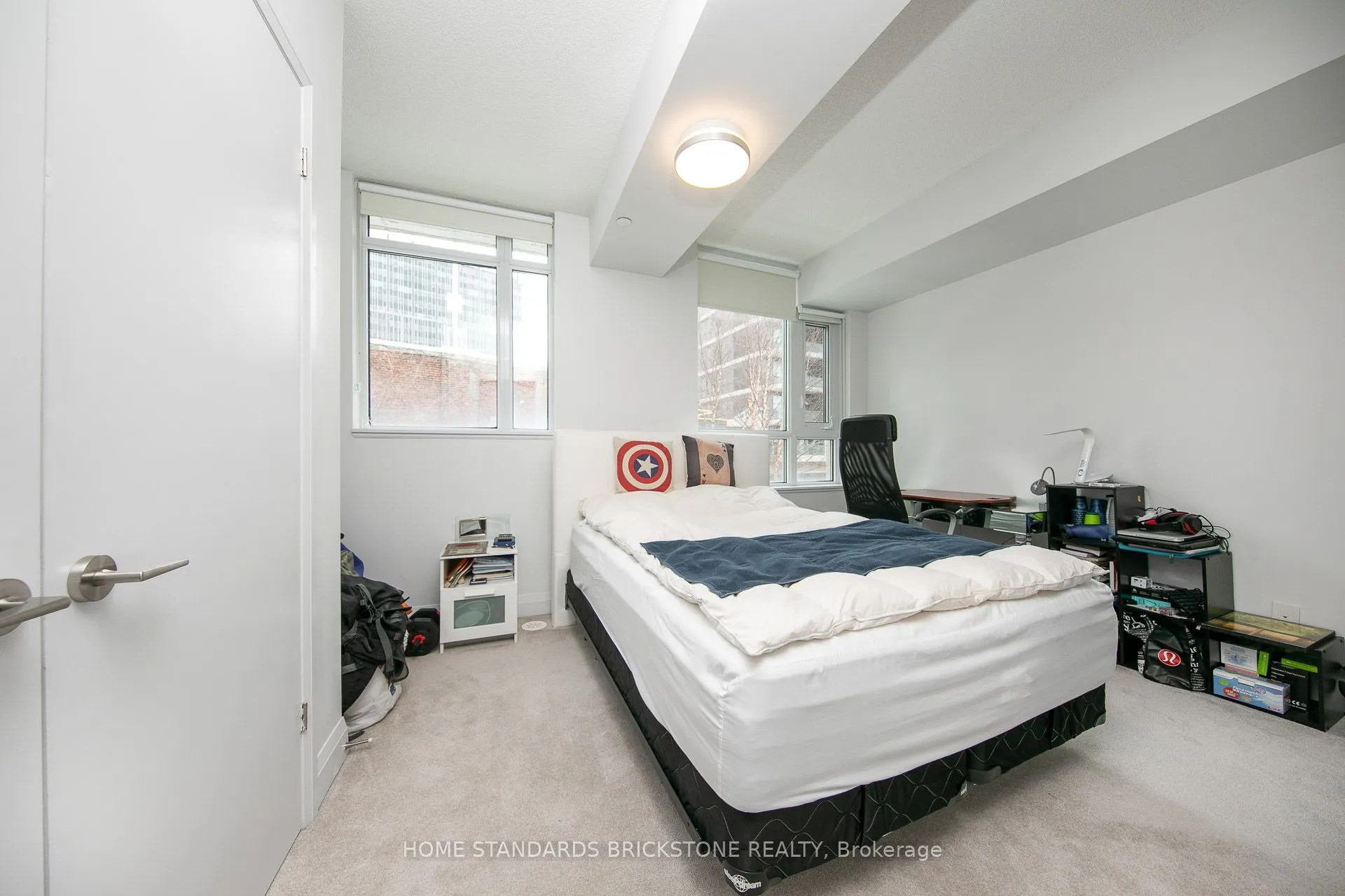 223 Duplex Avenue, #TH121