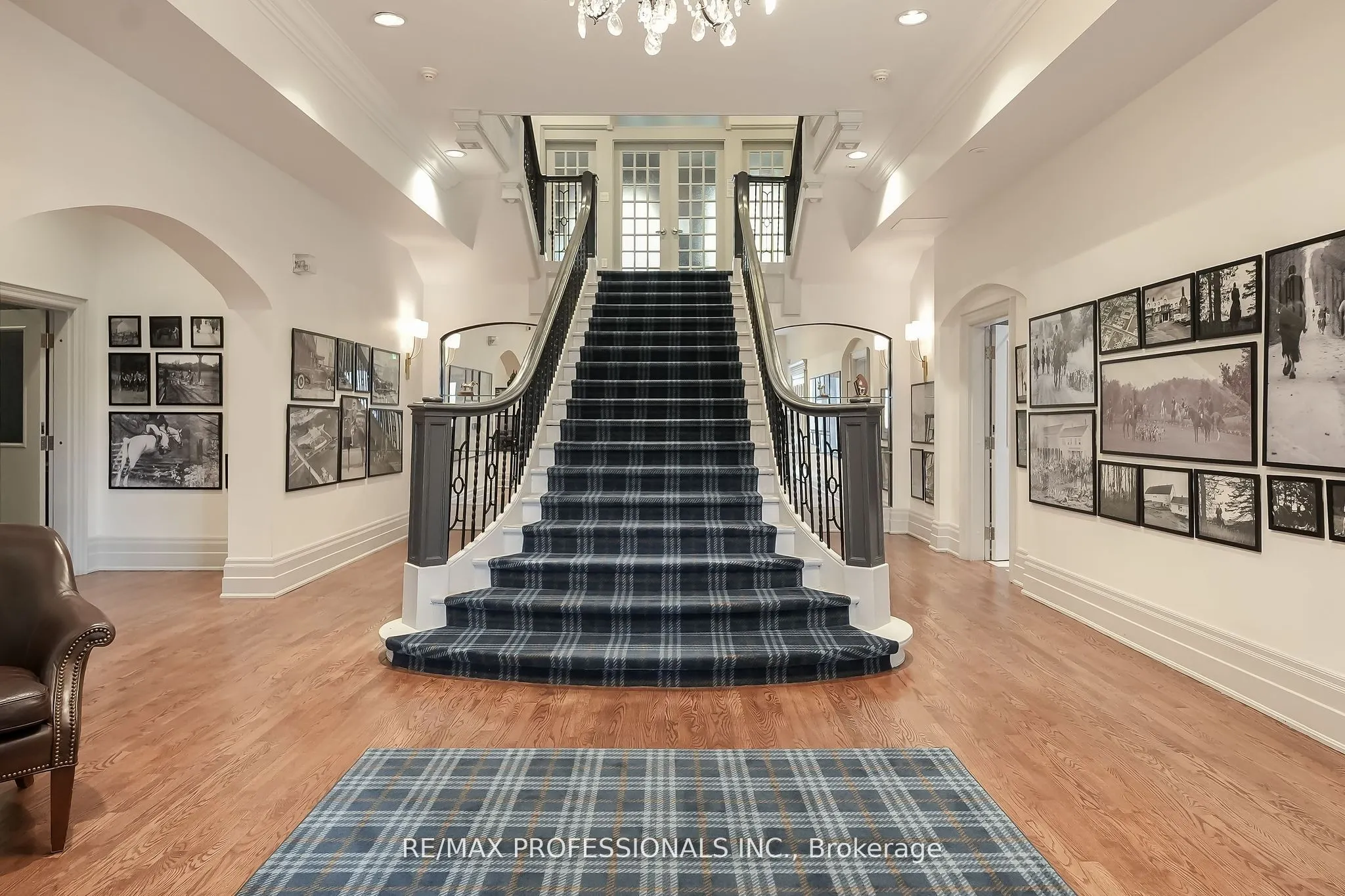 1111 Avenue Road, #205