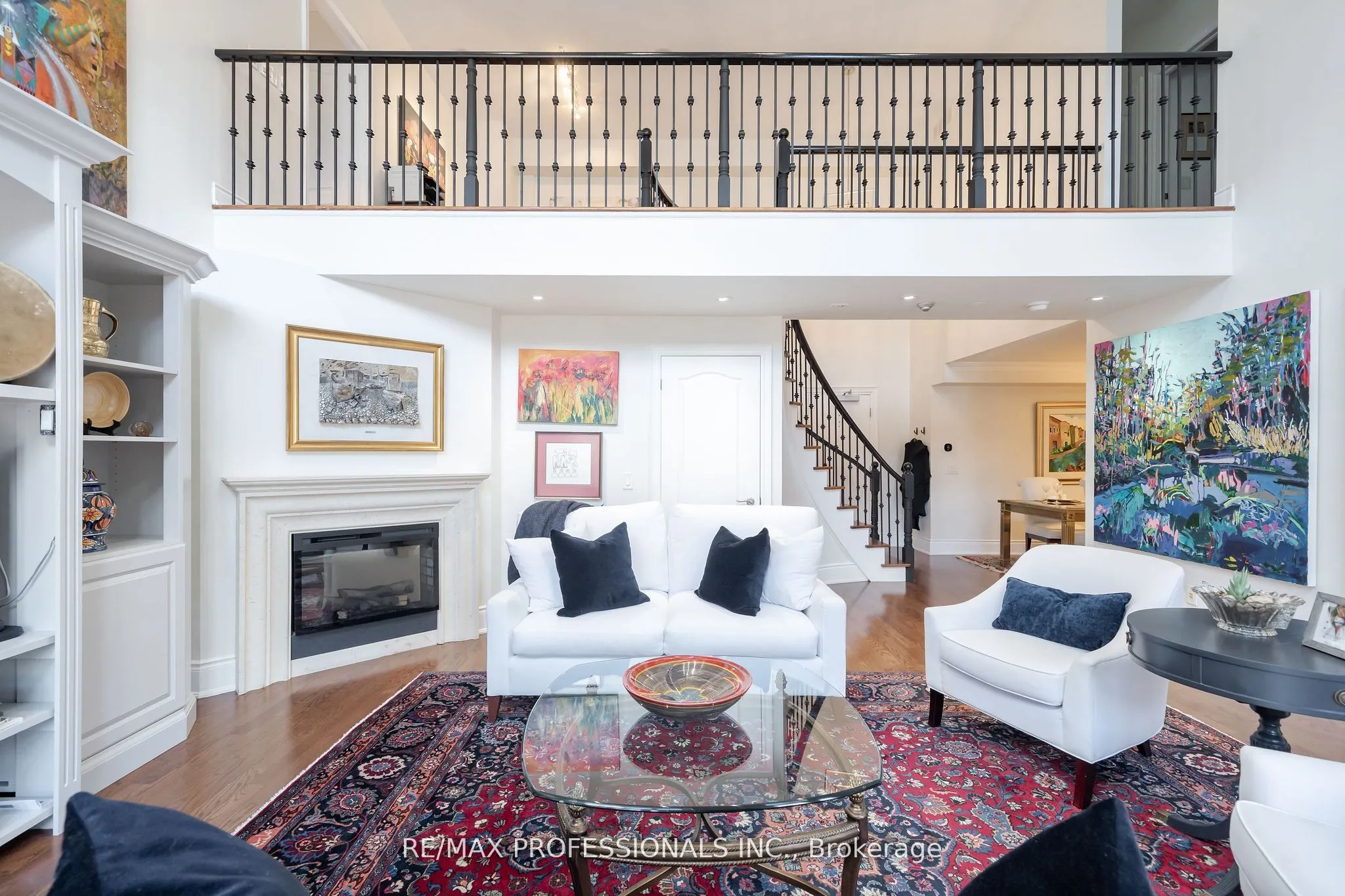 1111 Avenue Road, #205