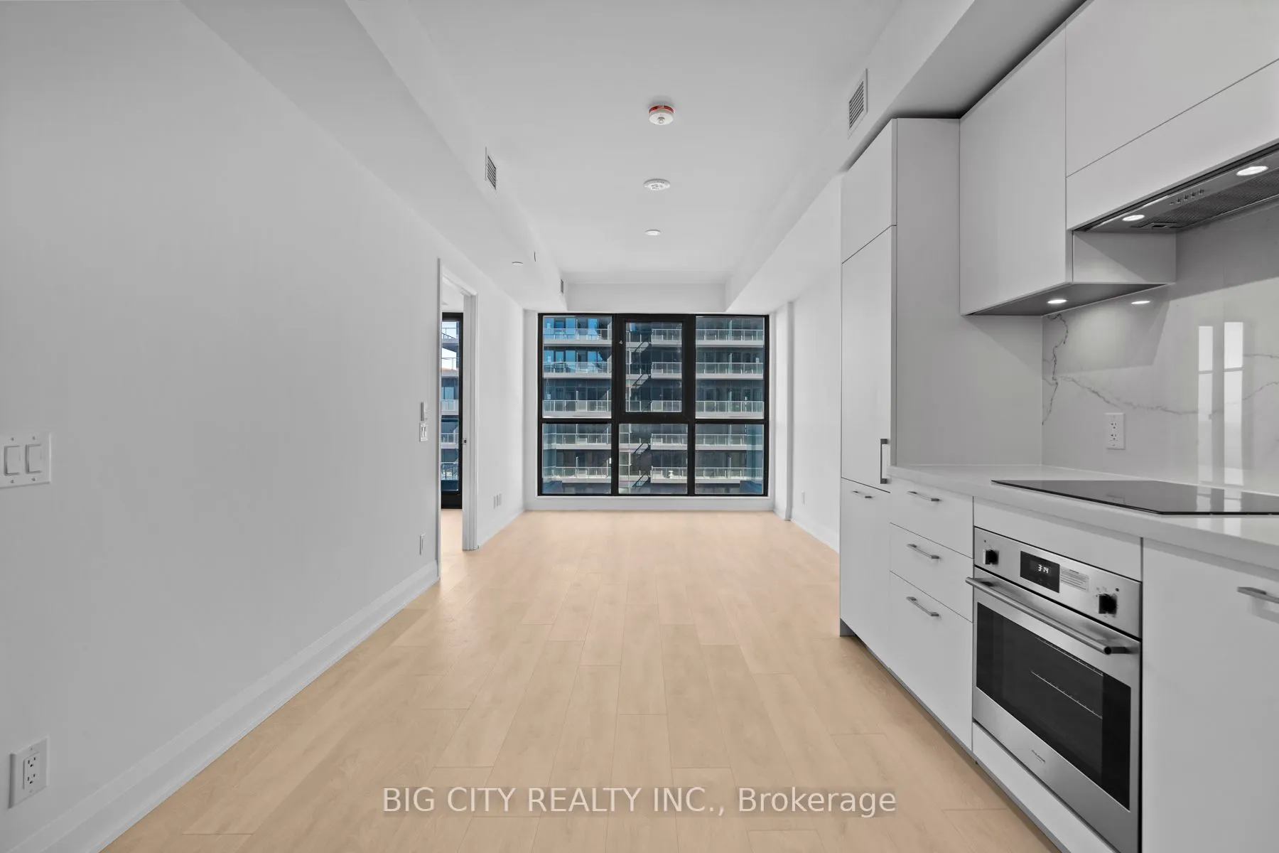 33 Frederick Todd Way, #1009