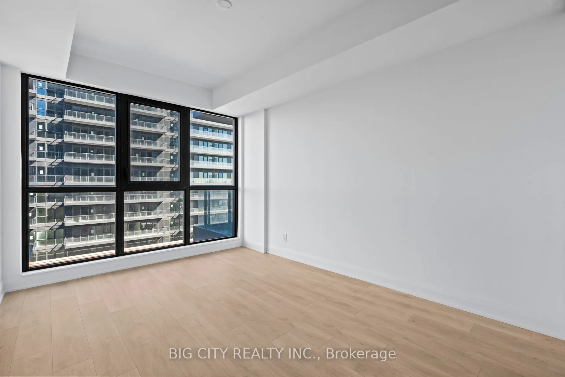33 Frederick Todd Way, #1009