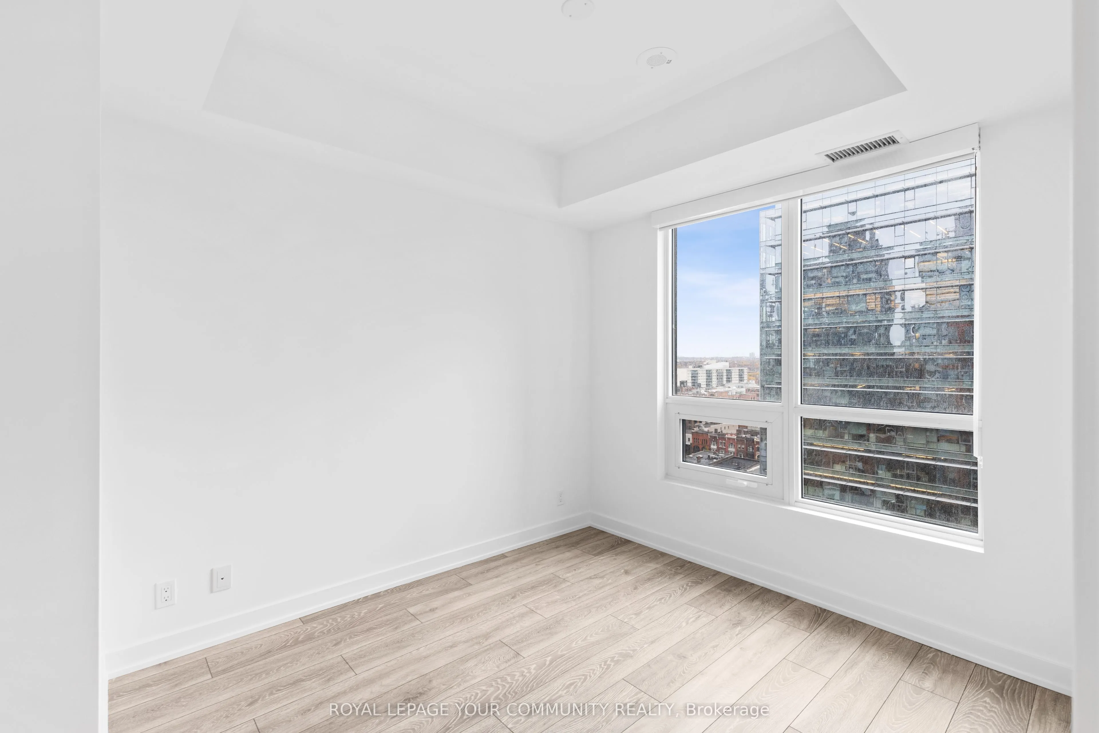 108 Peter St Street, #1625