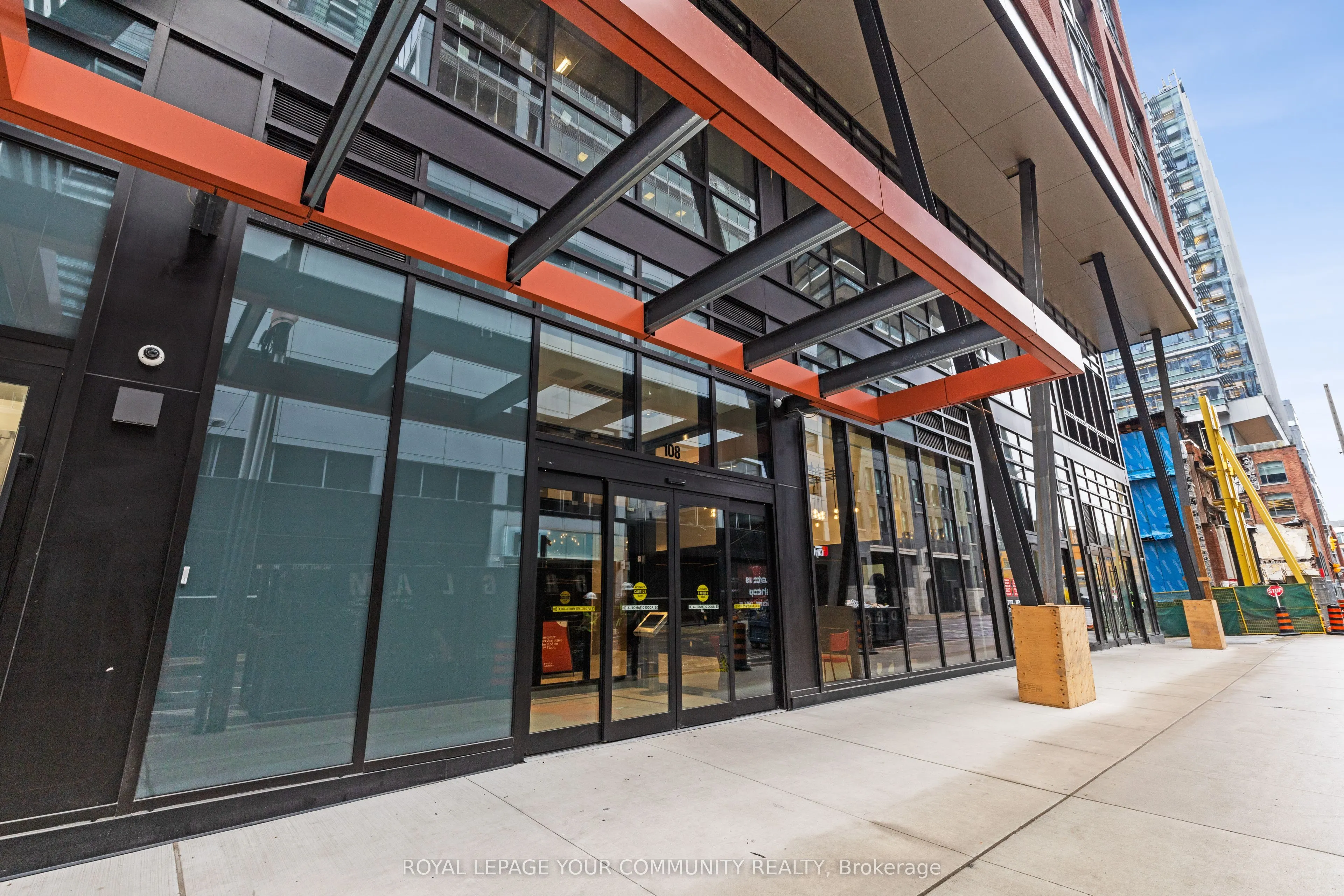 108 Peter St Street, #1625