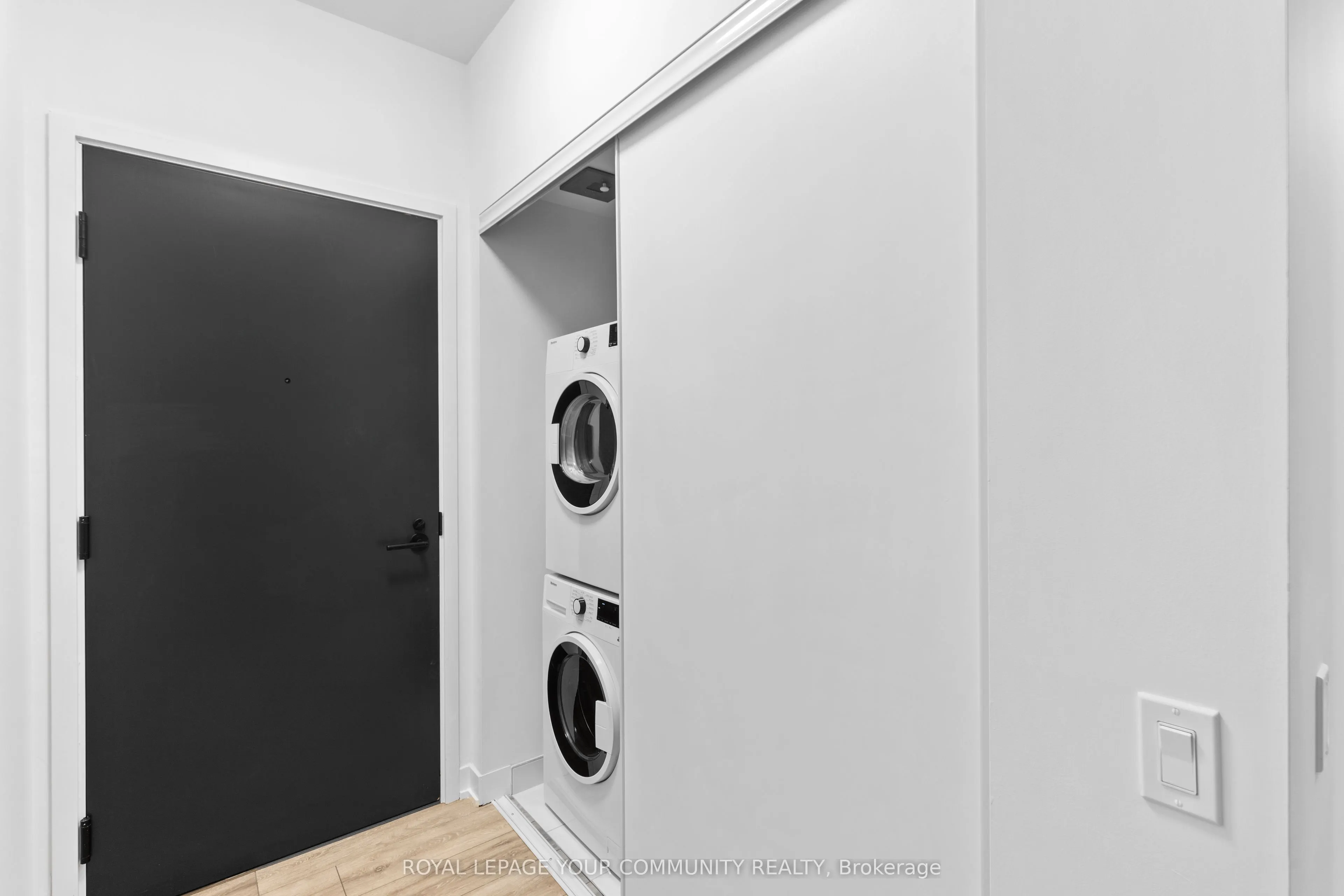 108 Peter St Street, #1625