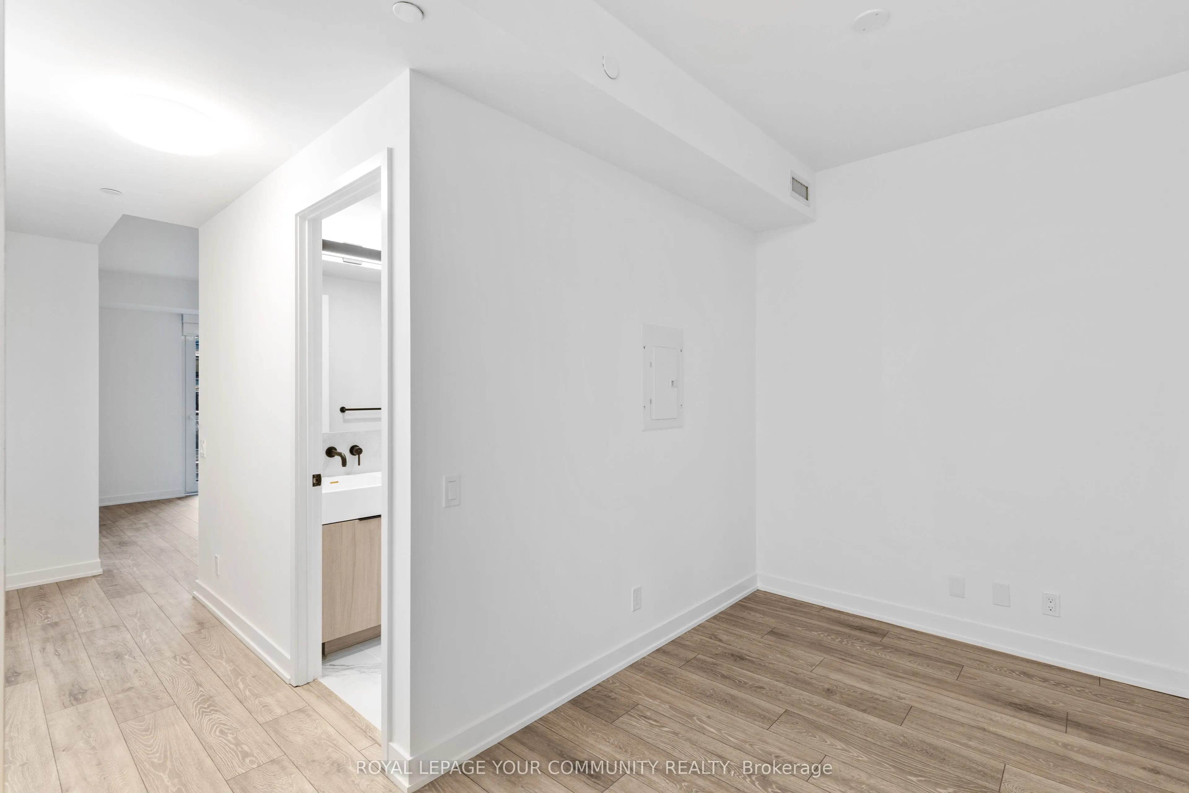 108 Peter St Street, #1625