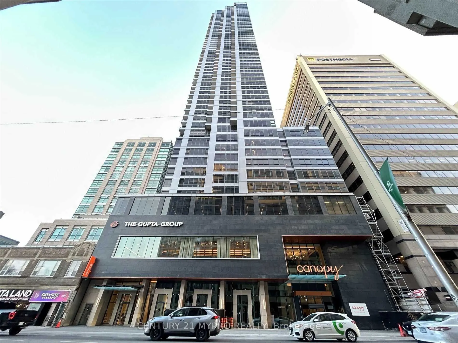 395 Bloor Street E, #4405