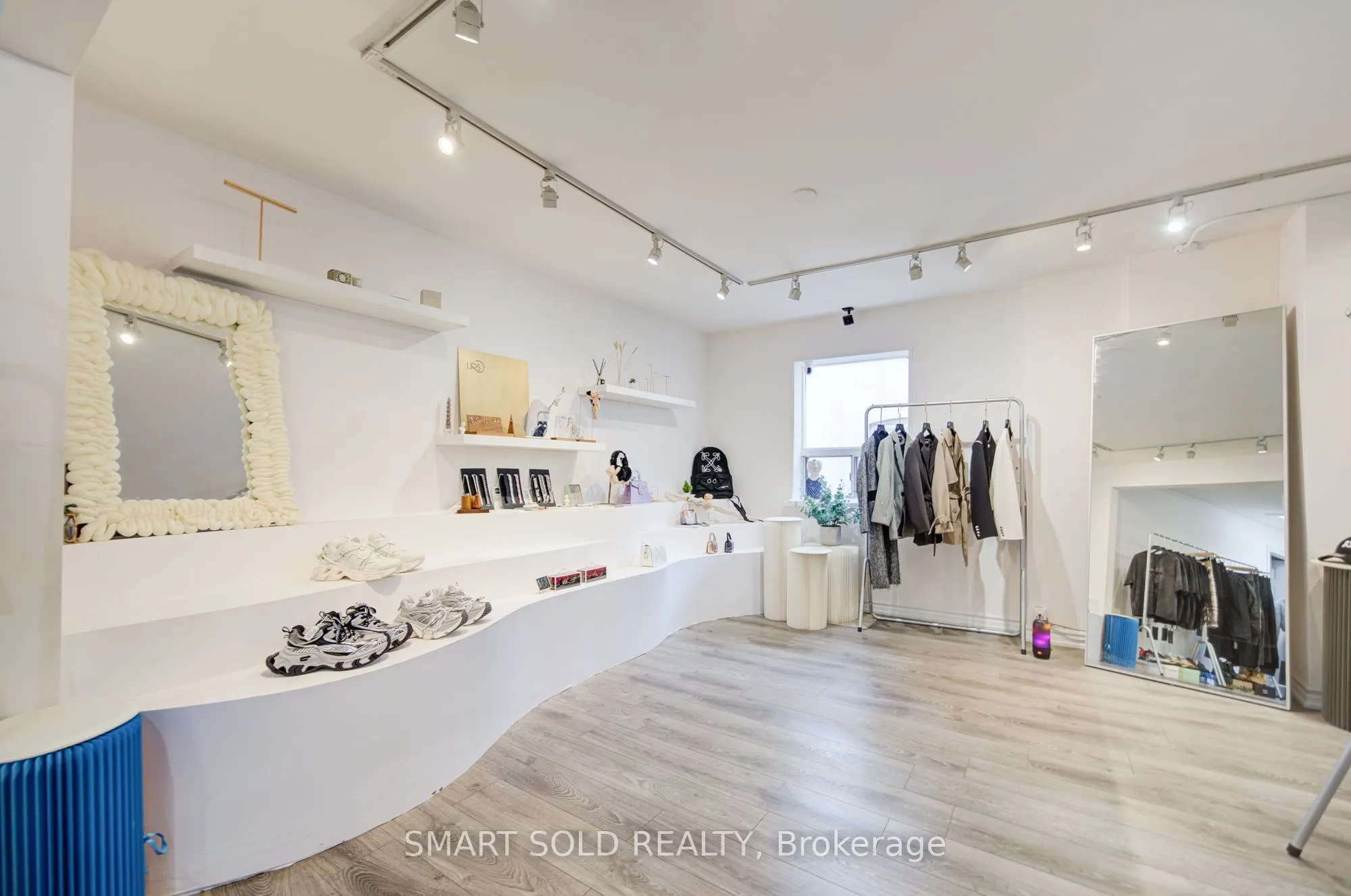 5445 Yonge Street