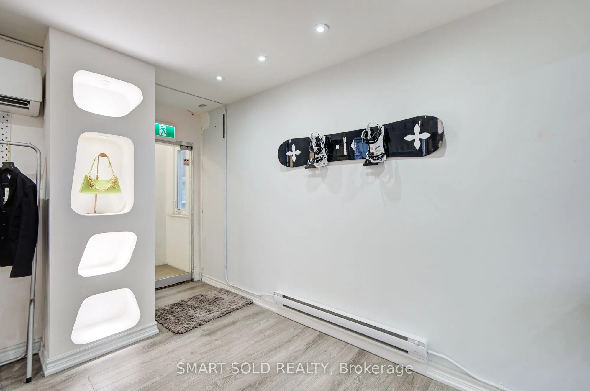 5445 Yonge Street