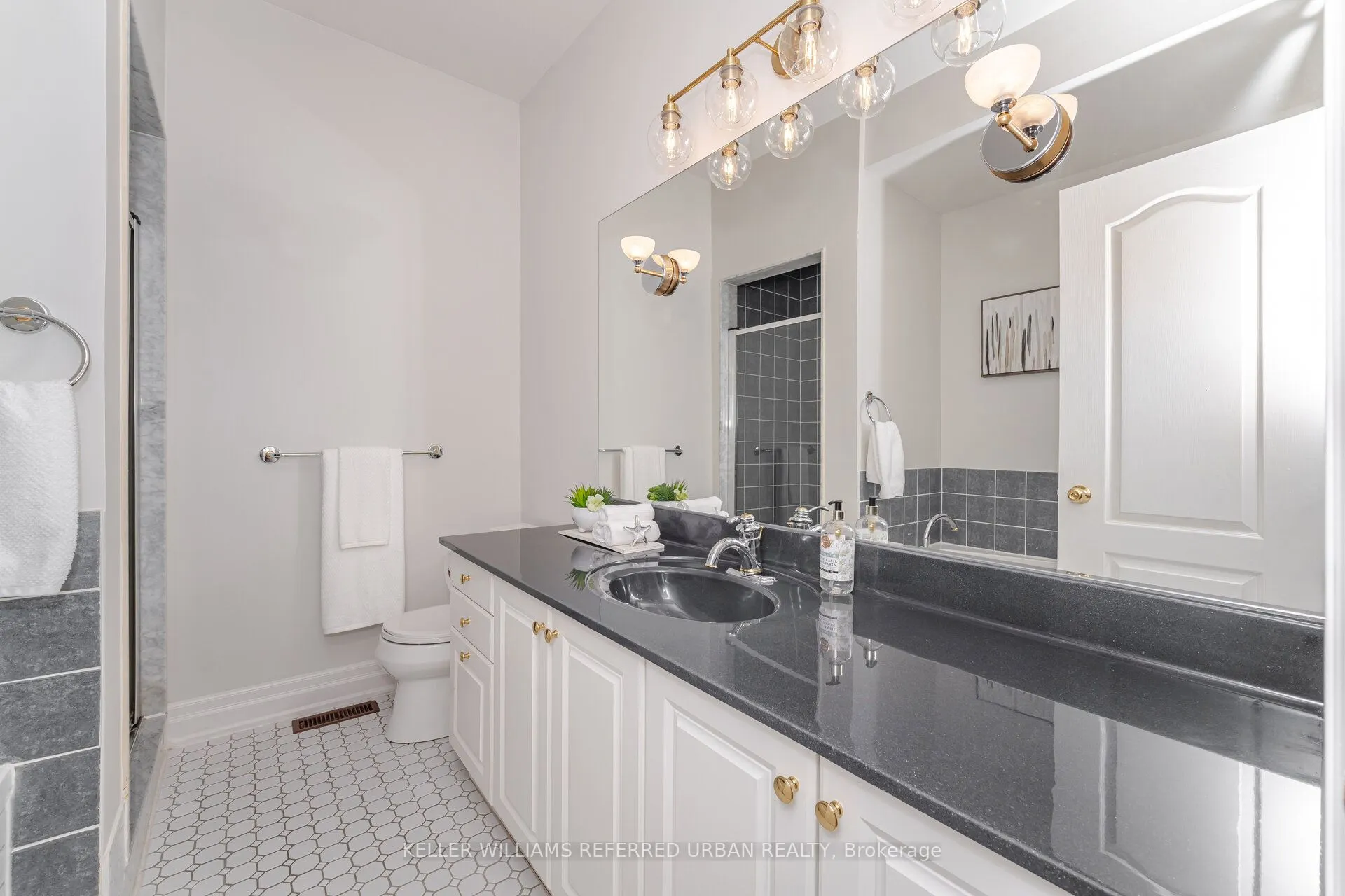 397 Brunswick Avenue, #5