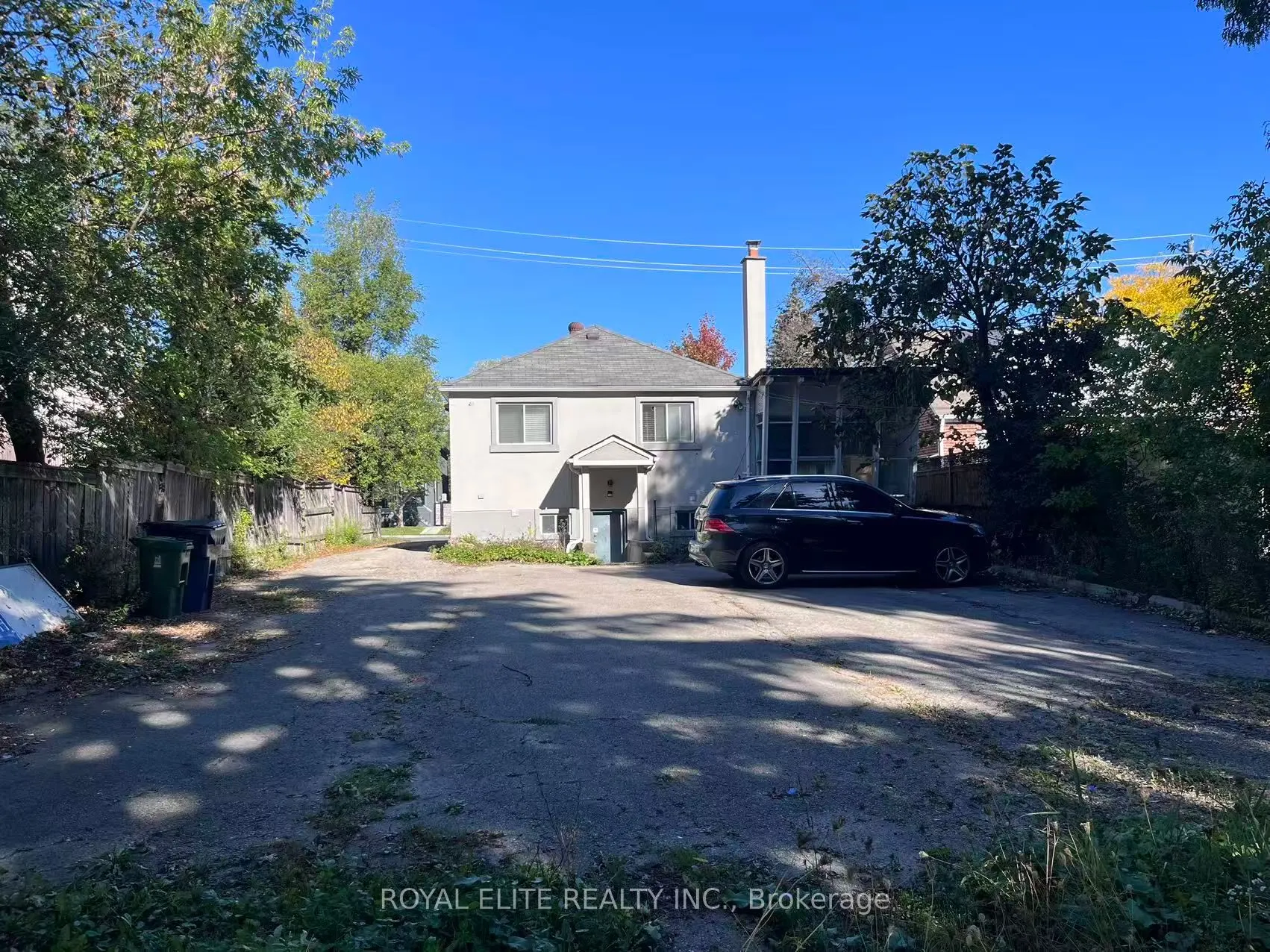 89 Finch Avenue E
