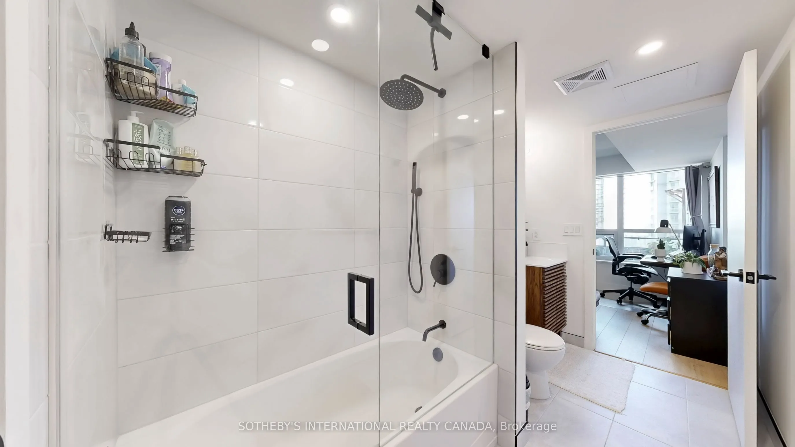 38 Joe Shuster Way, #1123