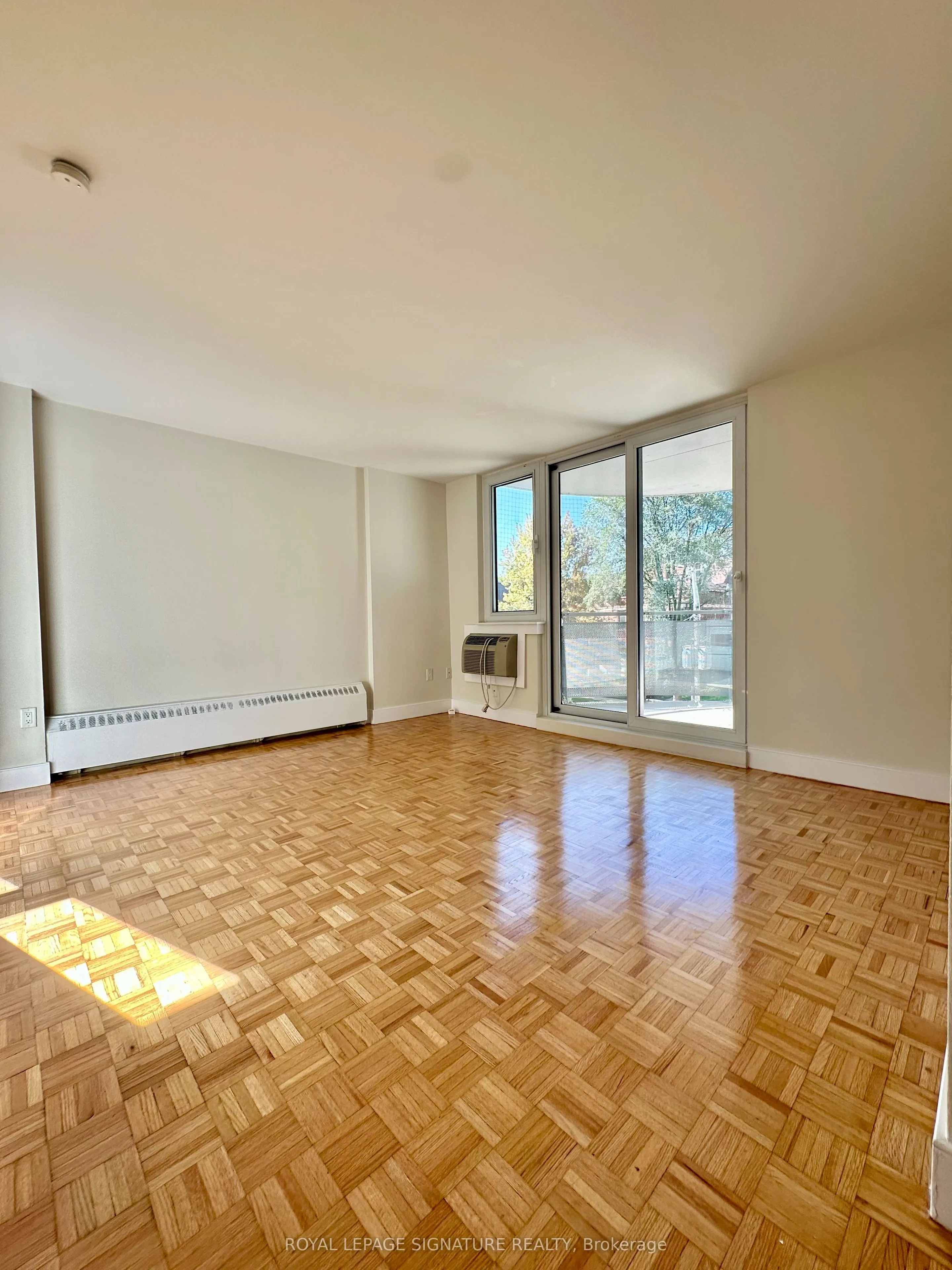485 Huron Street, #302