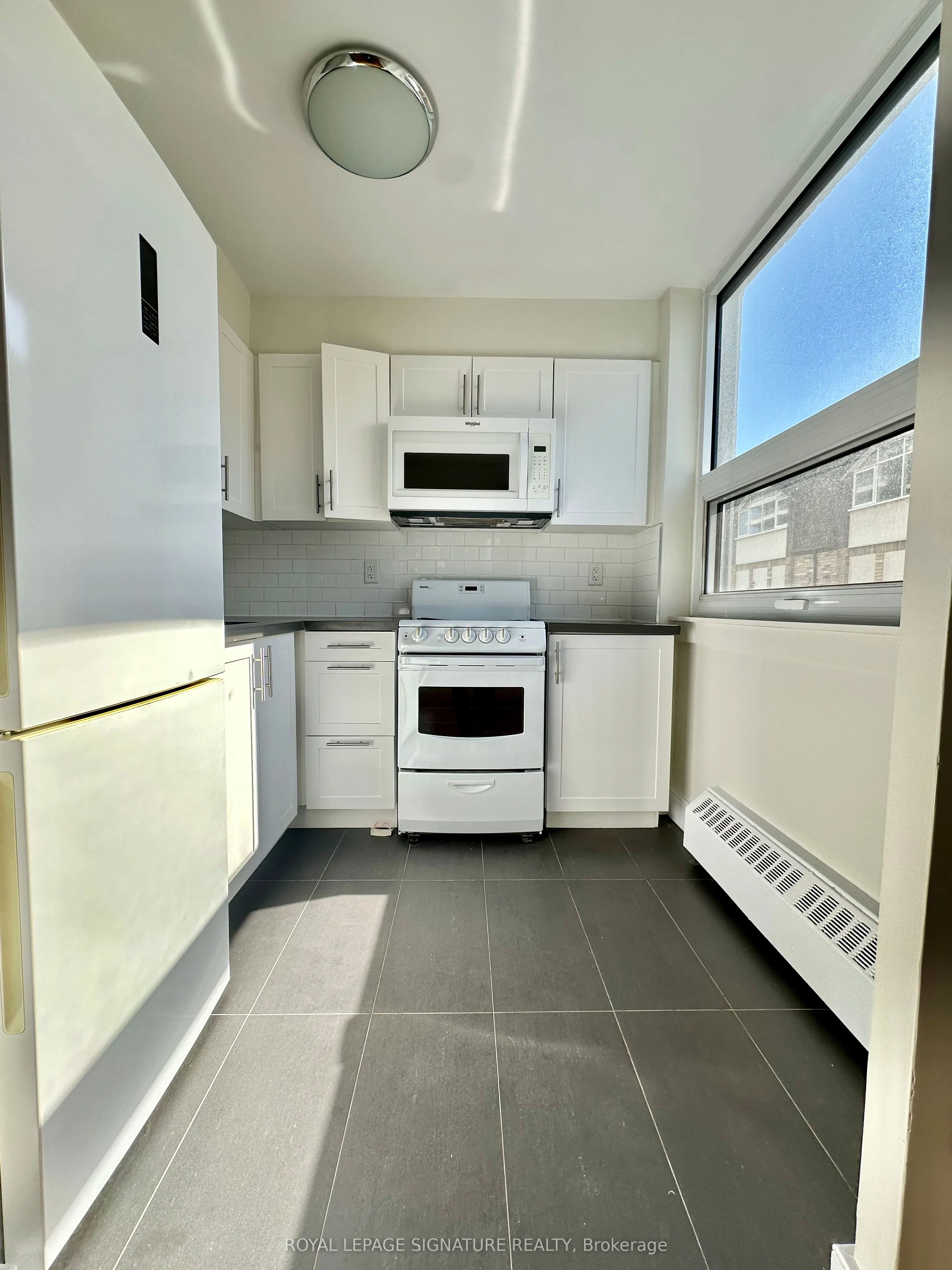 485 Huron Street, #302