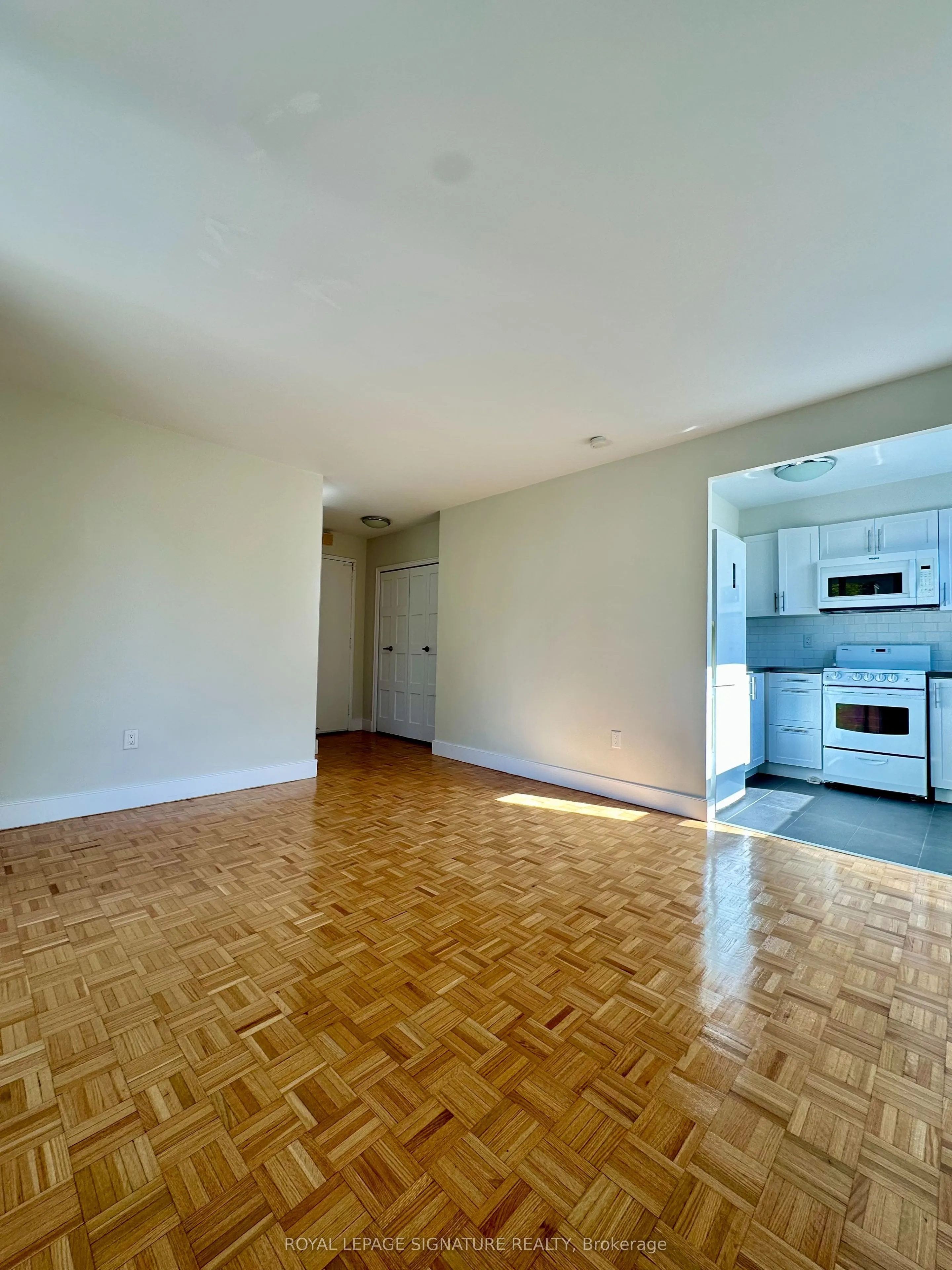 485 Huron Street, #302