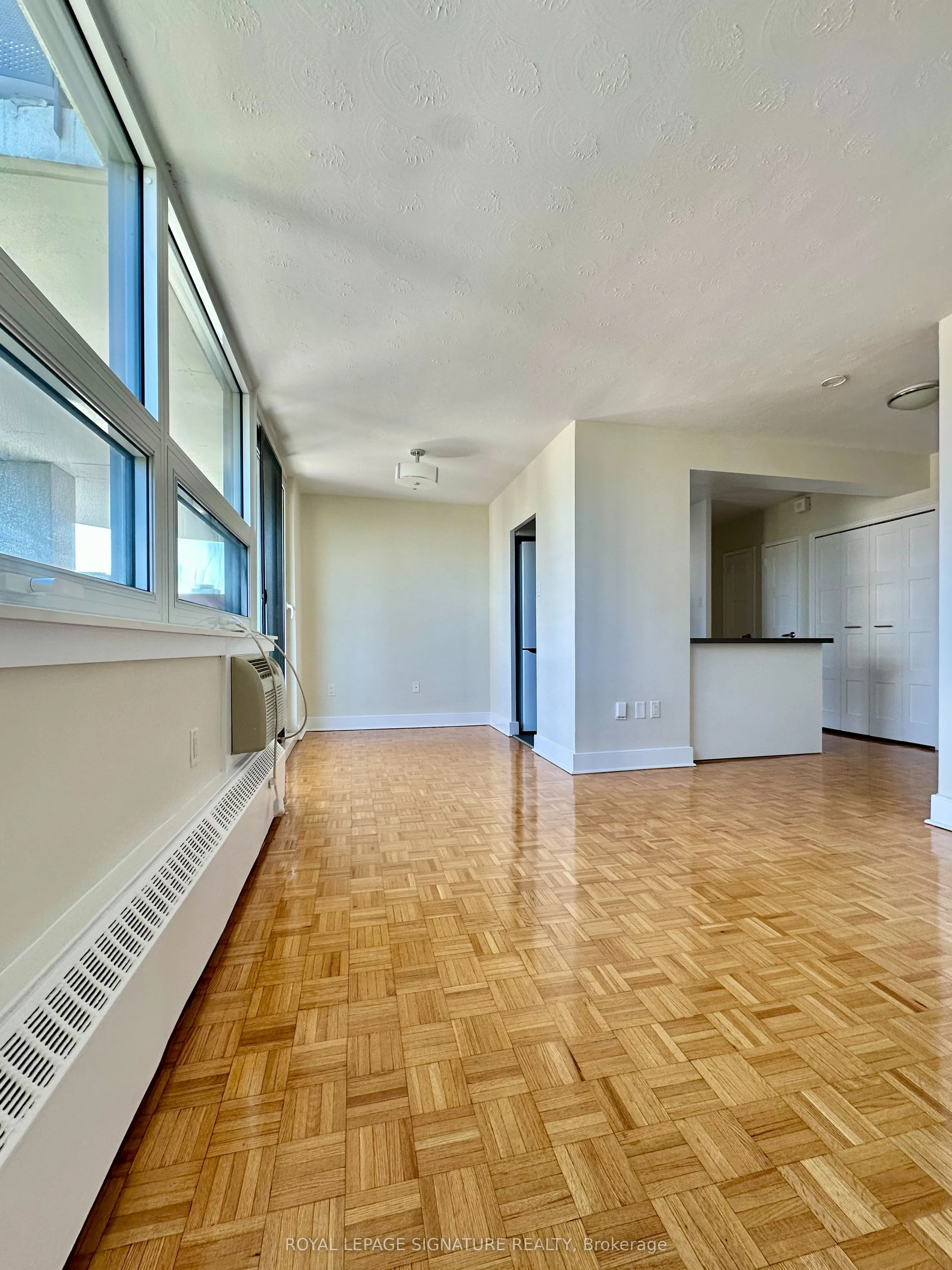 485 Huron Street, #806