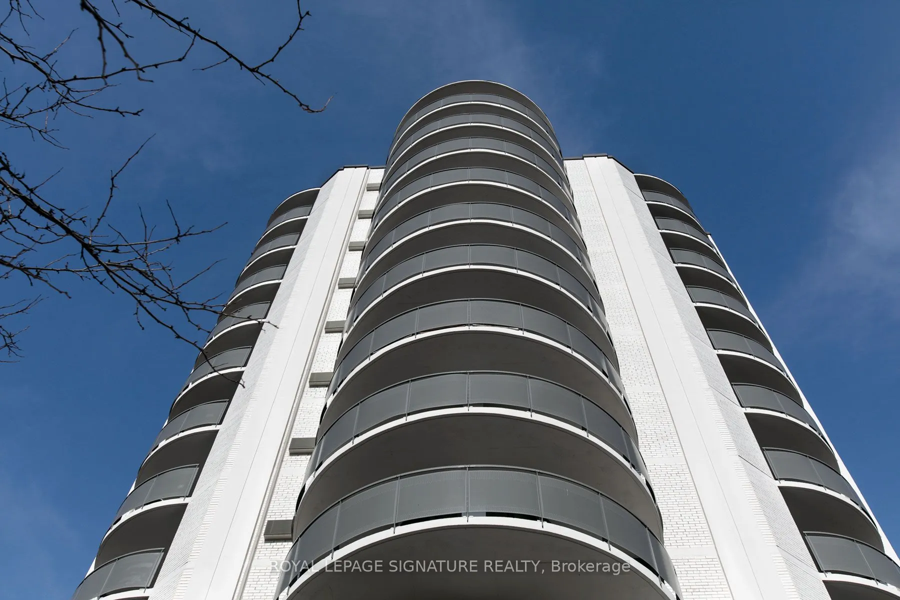 485 Huron Street, #806