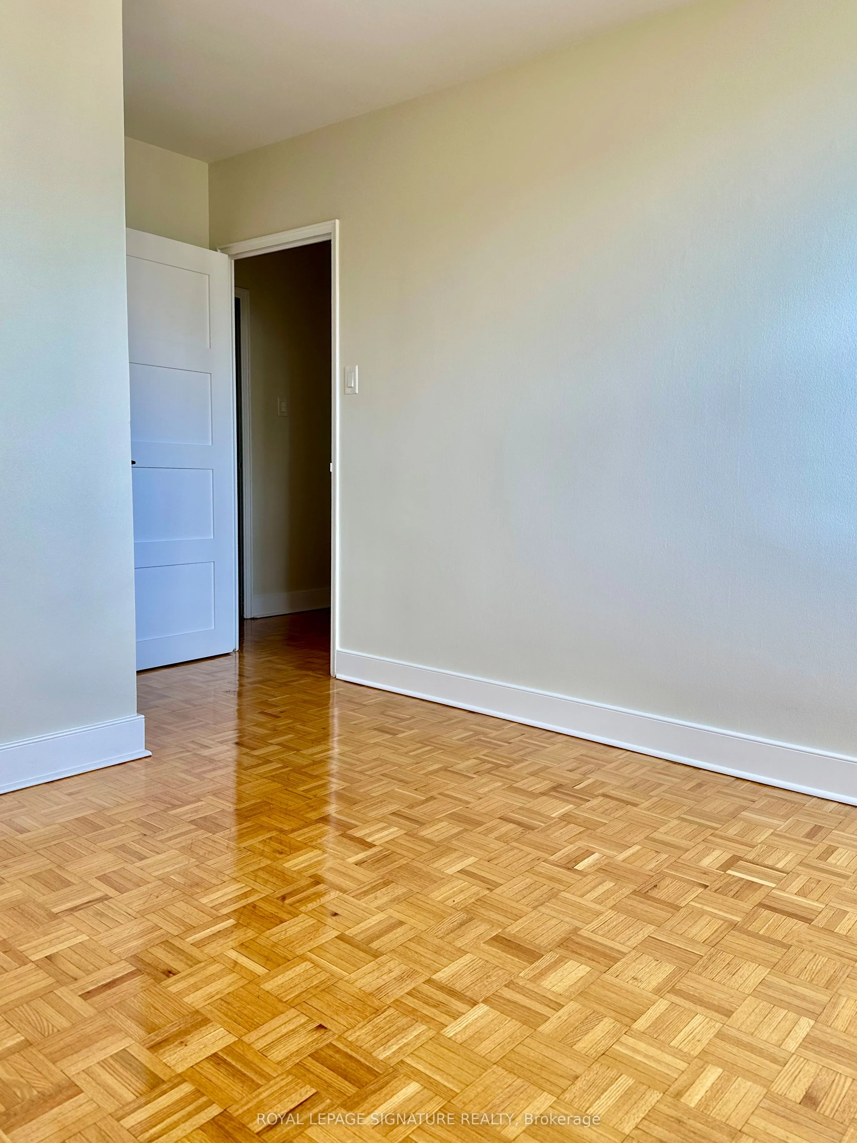 485 Huron Street, #806