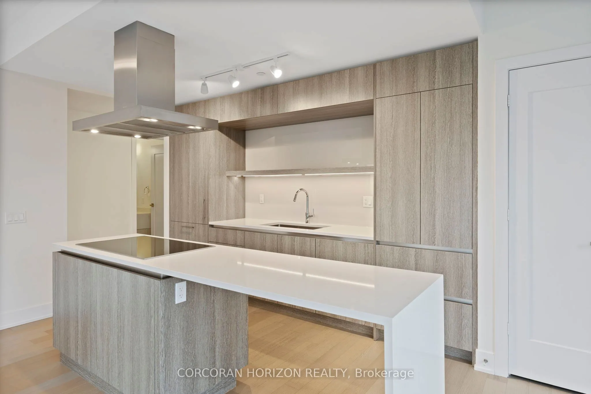 6 Jackes Avenue, #807