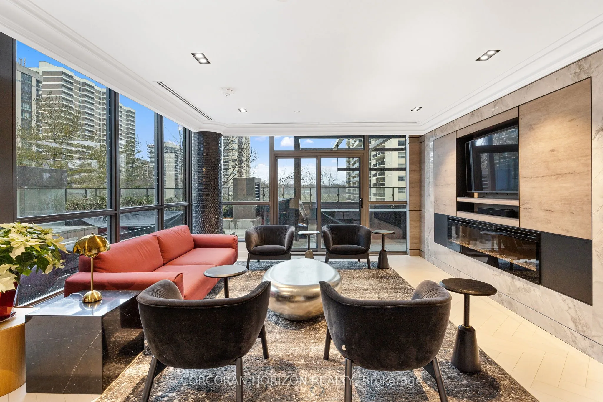 6 Jackes Avenue, #807