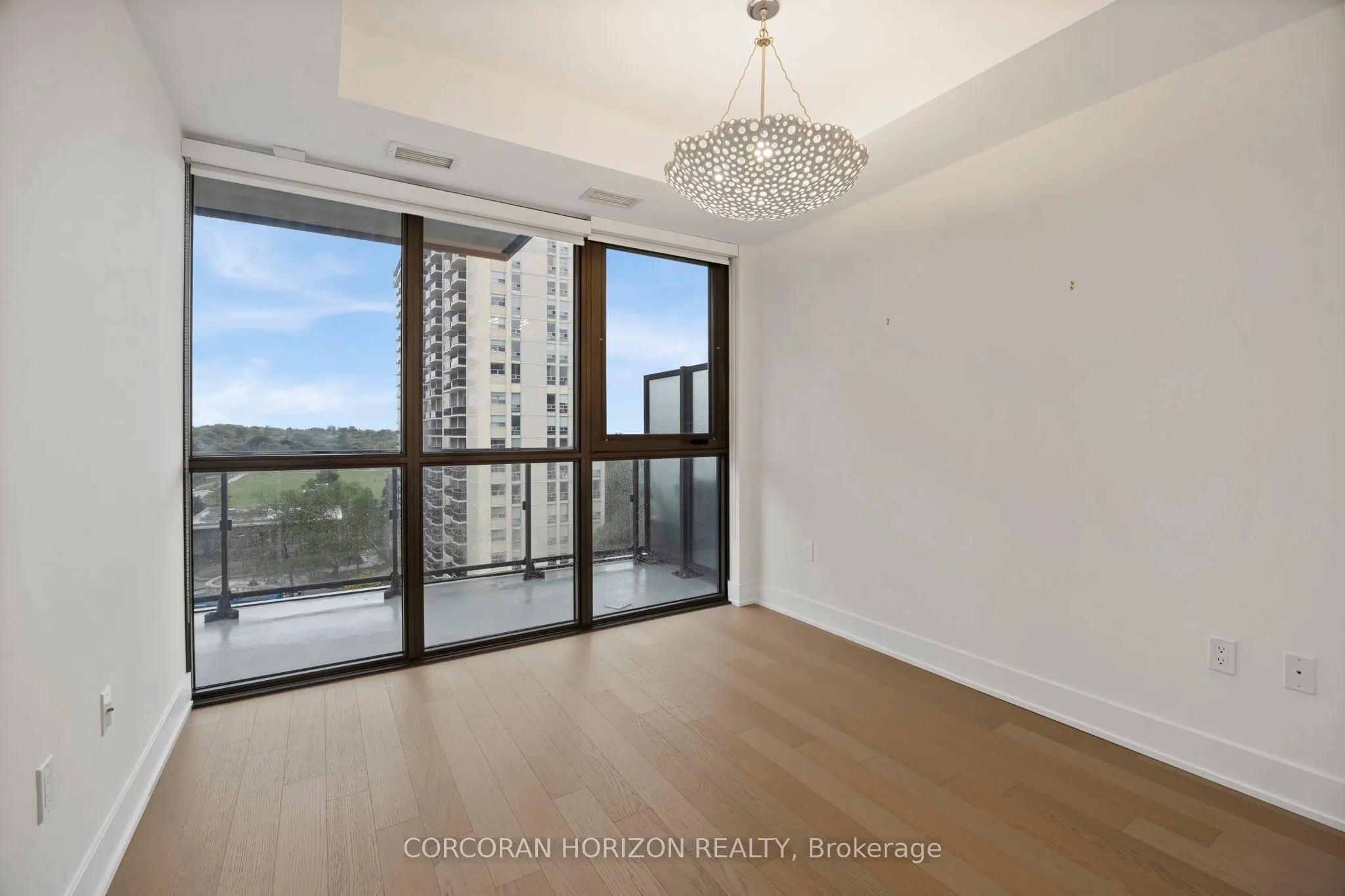 6 Jackes Avenue, #807