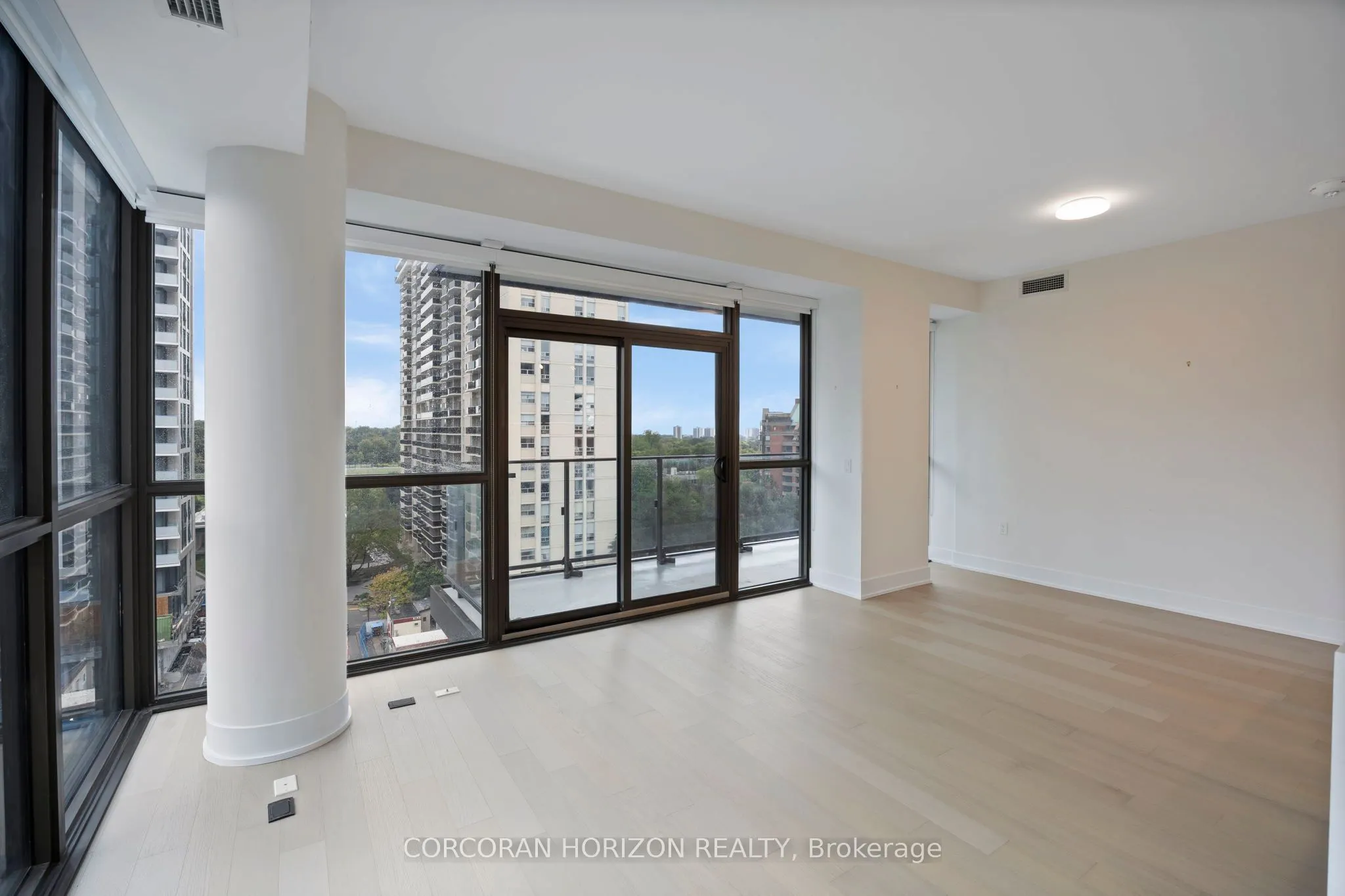 6 Jackes Avenue, #807