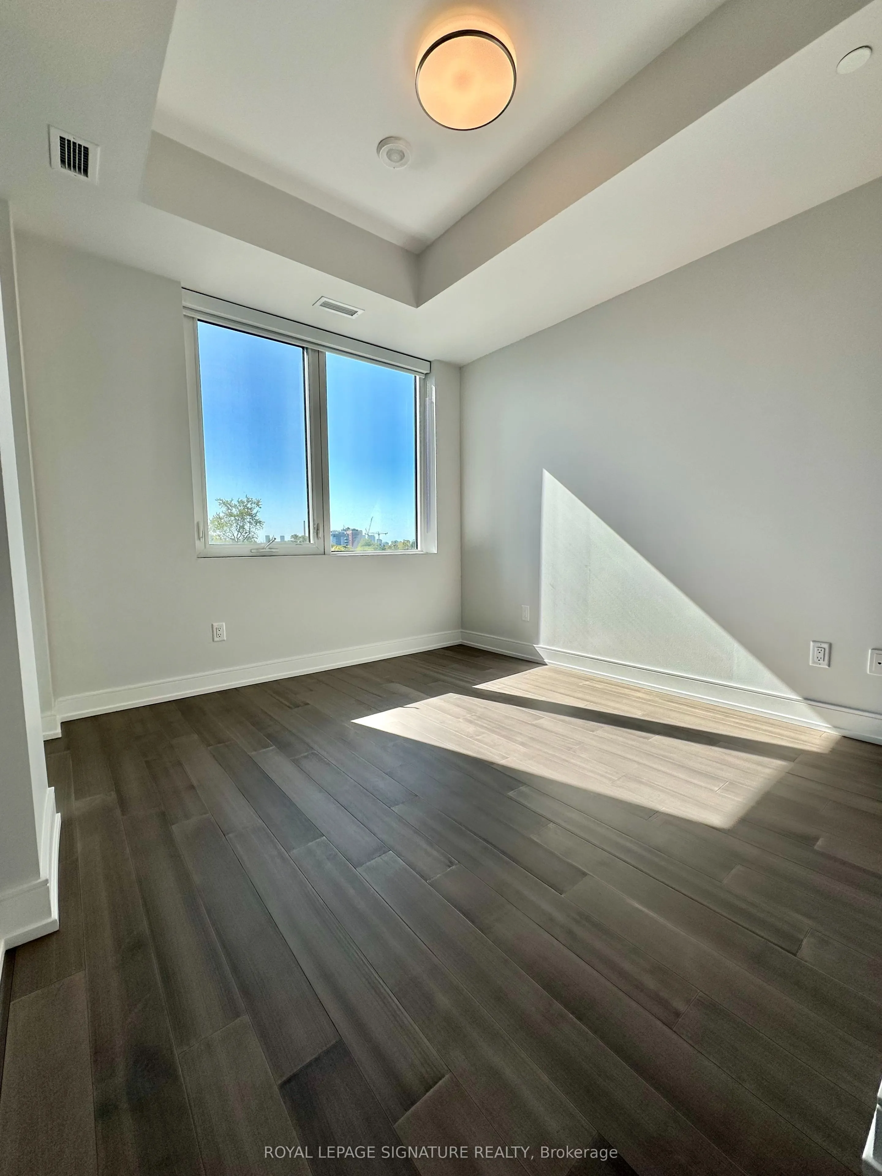 664 Spadina Avenue, #501