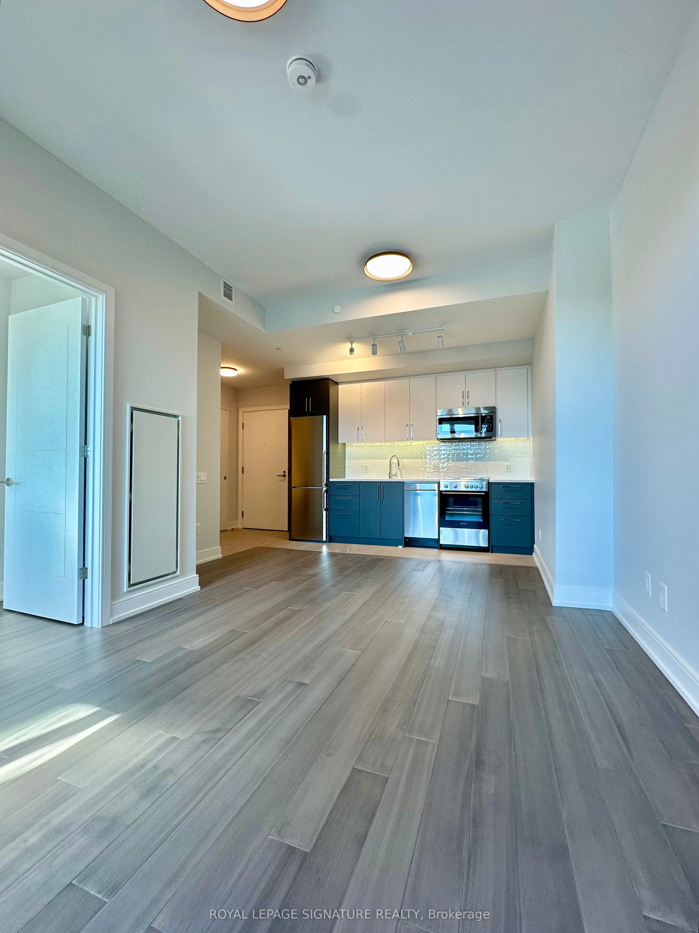 664 Spadina Avenue, #501