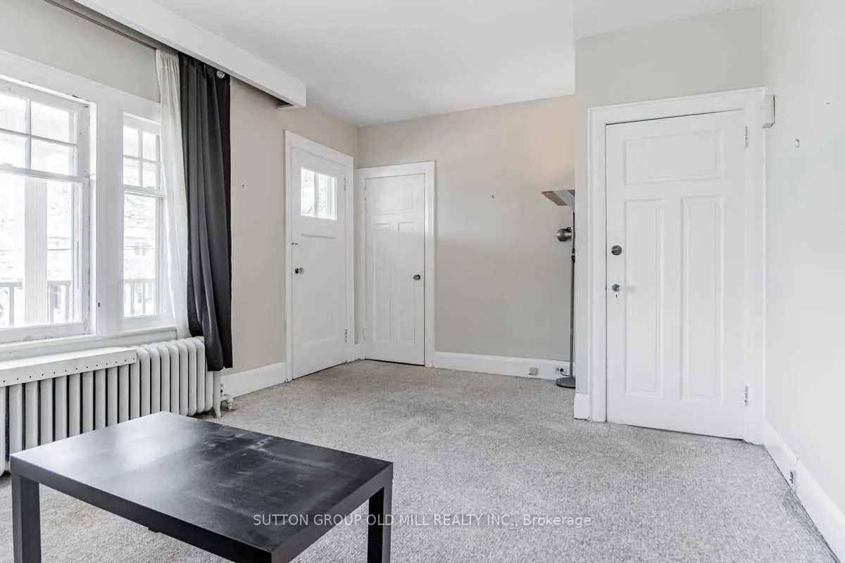 9 Graham Gardens, #Main