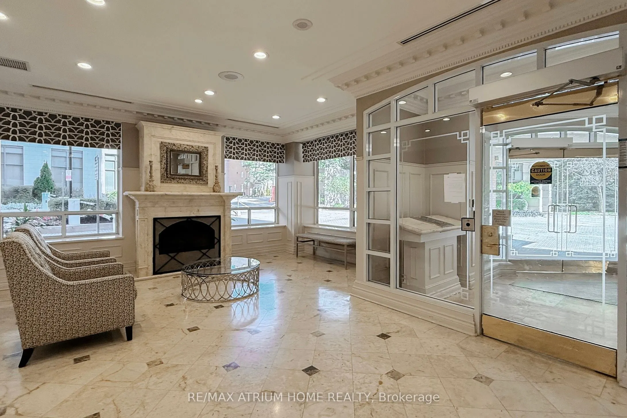 88 Grandview Way, #PH11