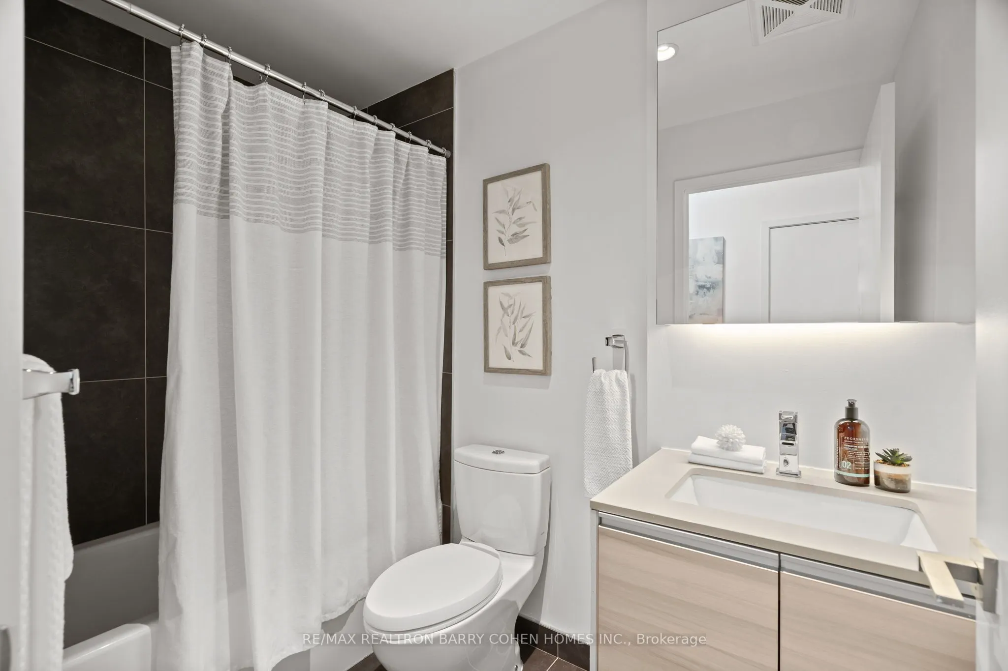 20 Minowan Miikan Lane, #1101