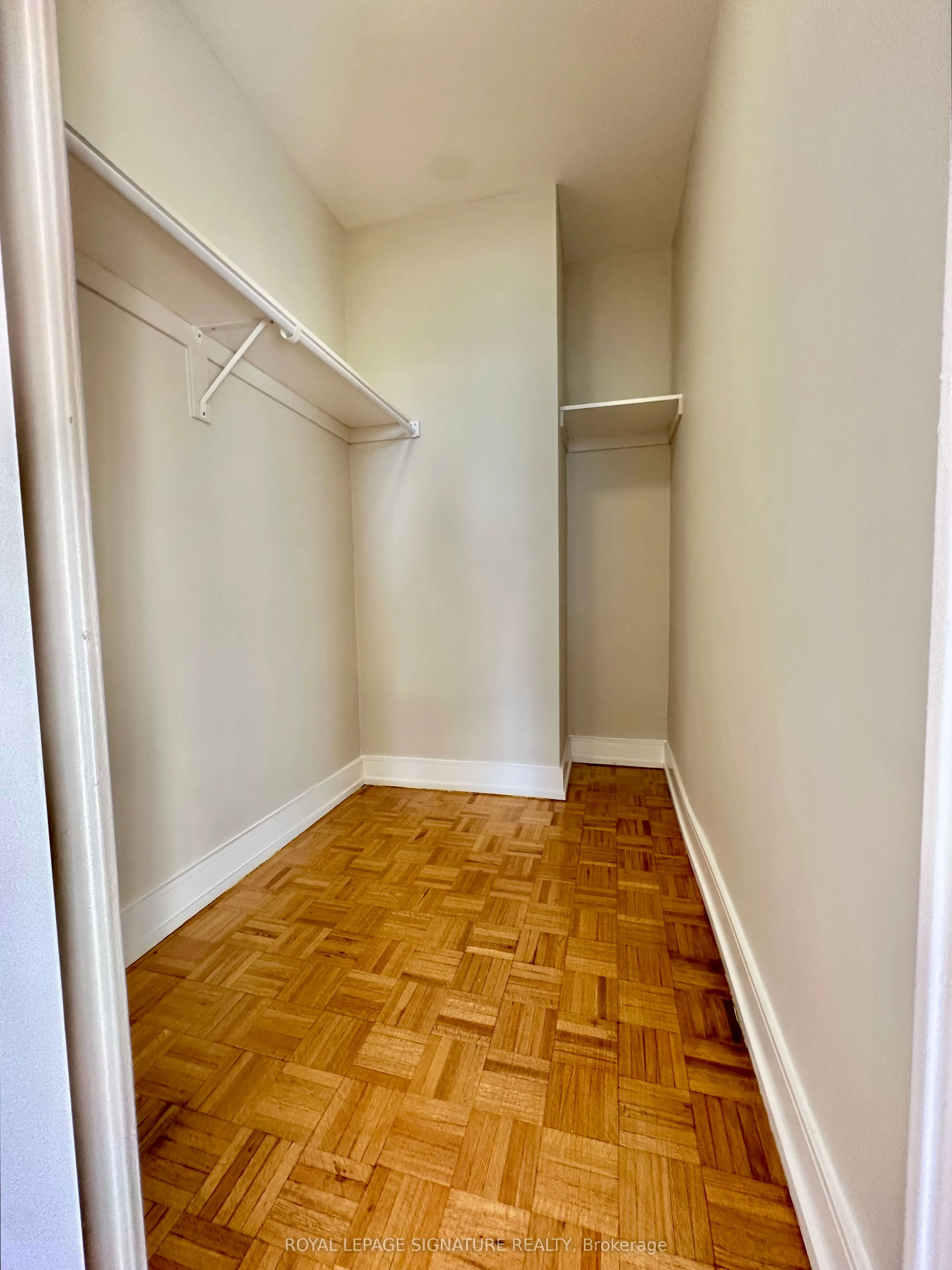 10 Shallmar Boulevard, #501