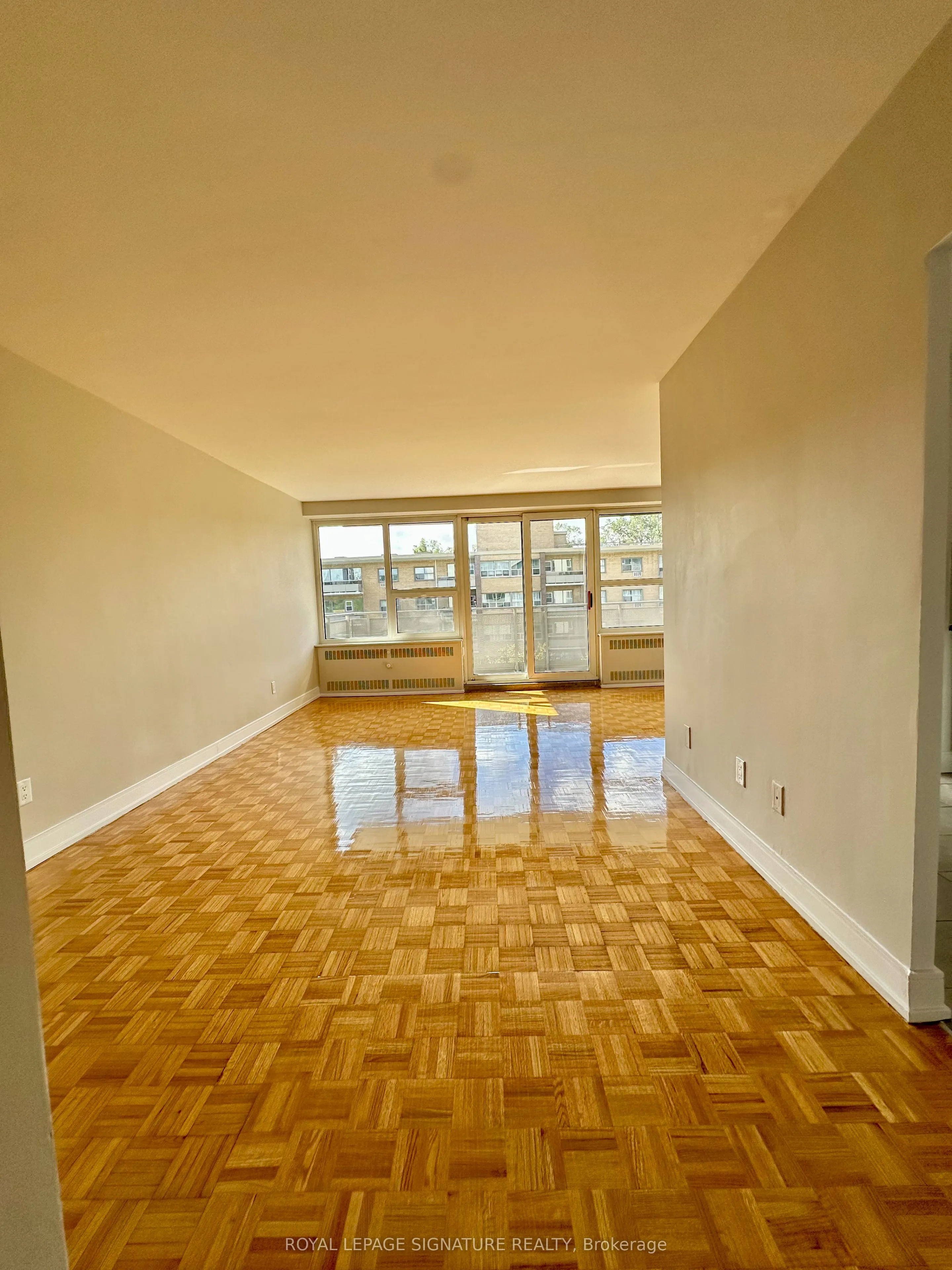 10 Shallmar Boulevard, #501