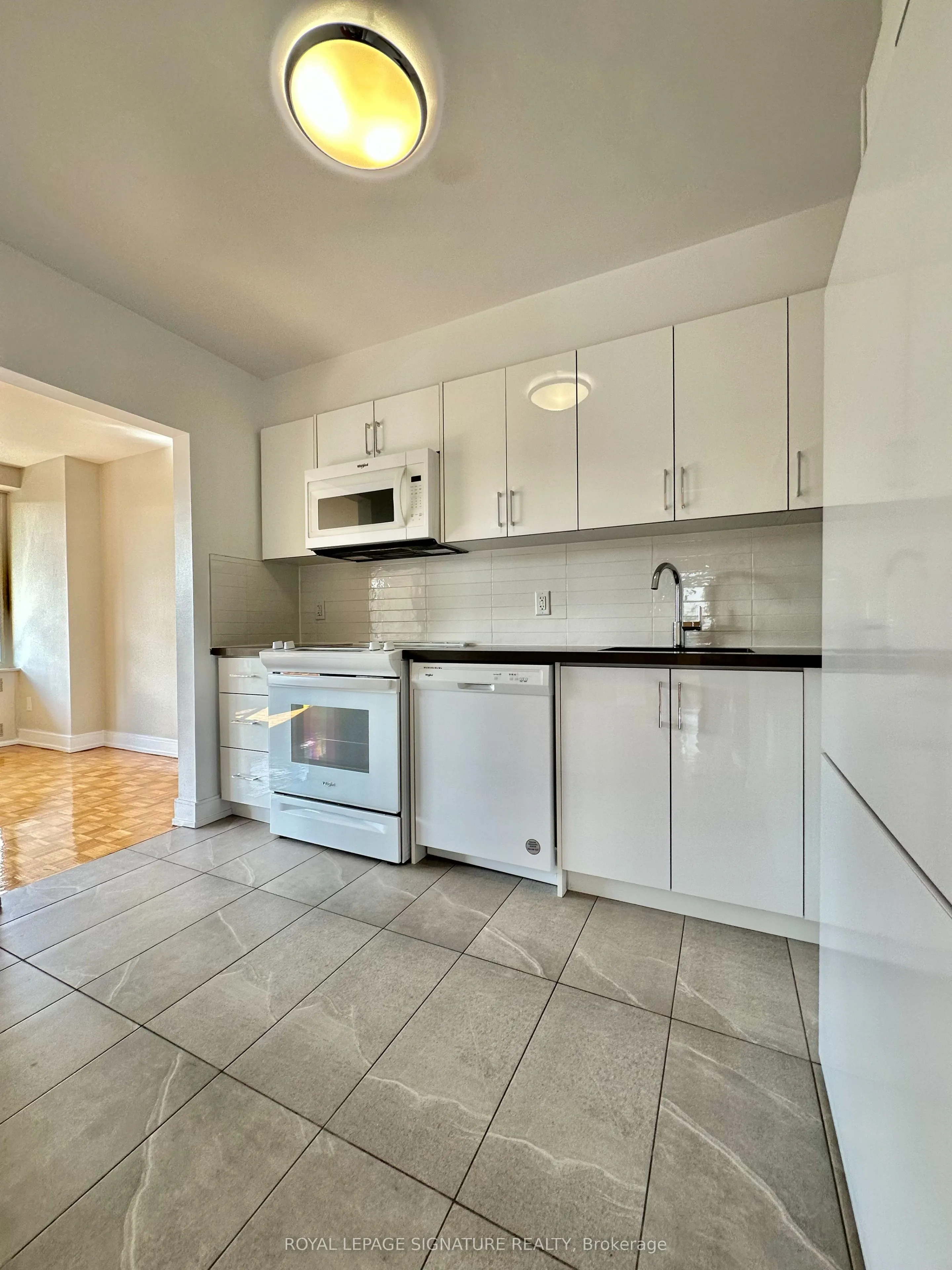 10 Shallmar Boulevard, #501