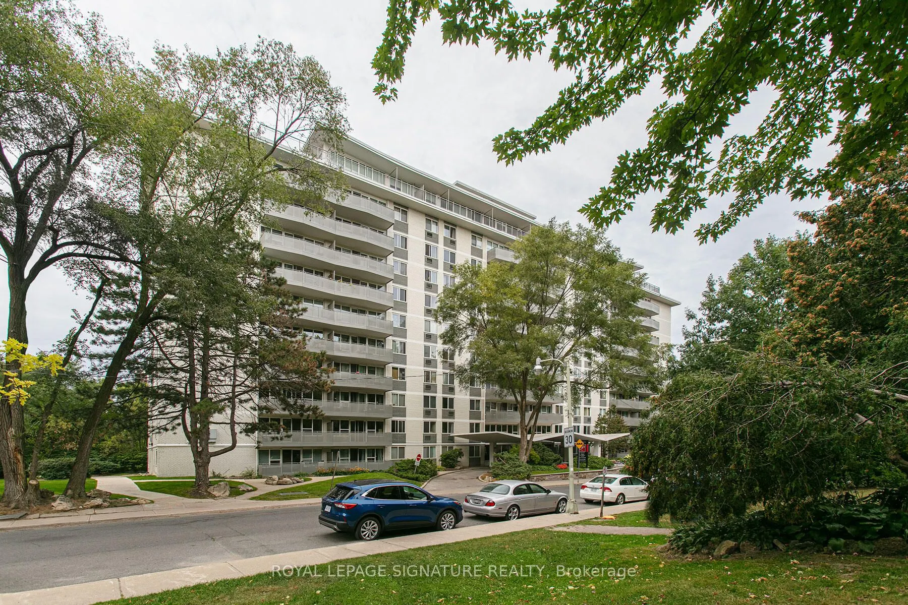 10 Shallmar Boulevard, #501