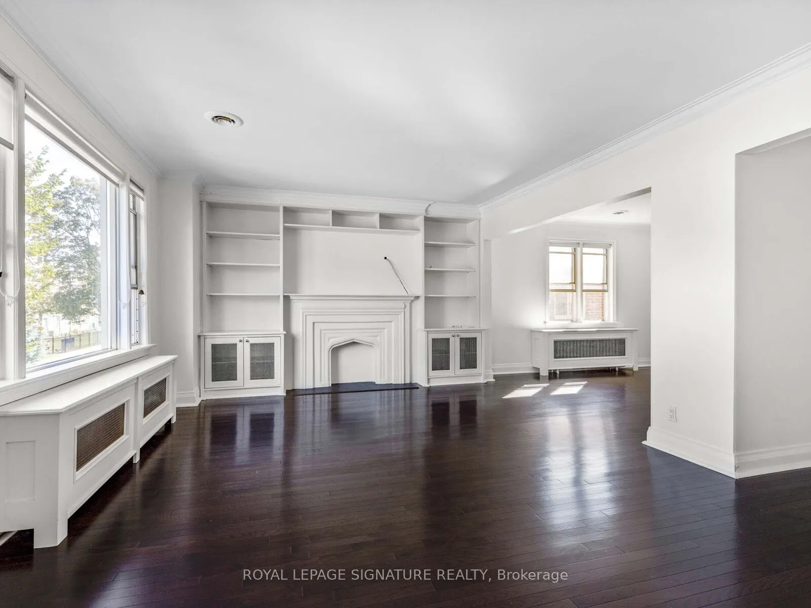 19 Warwick Avenue, #Upper
