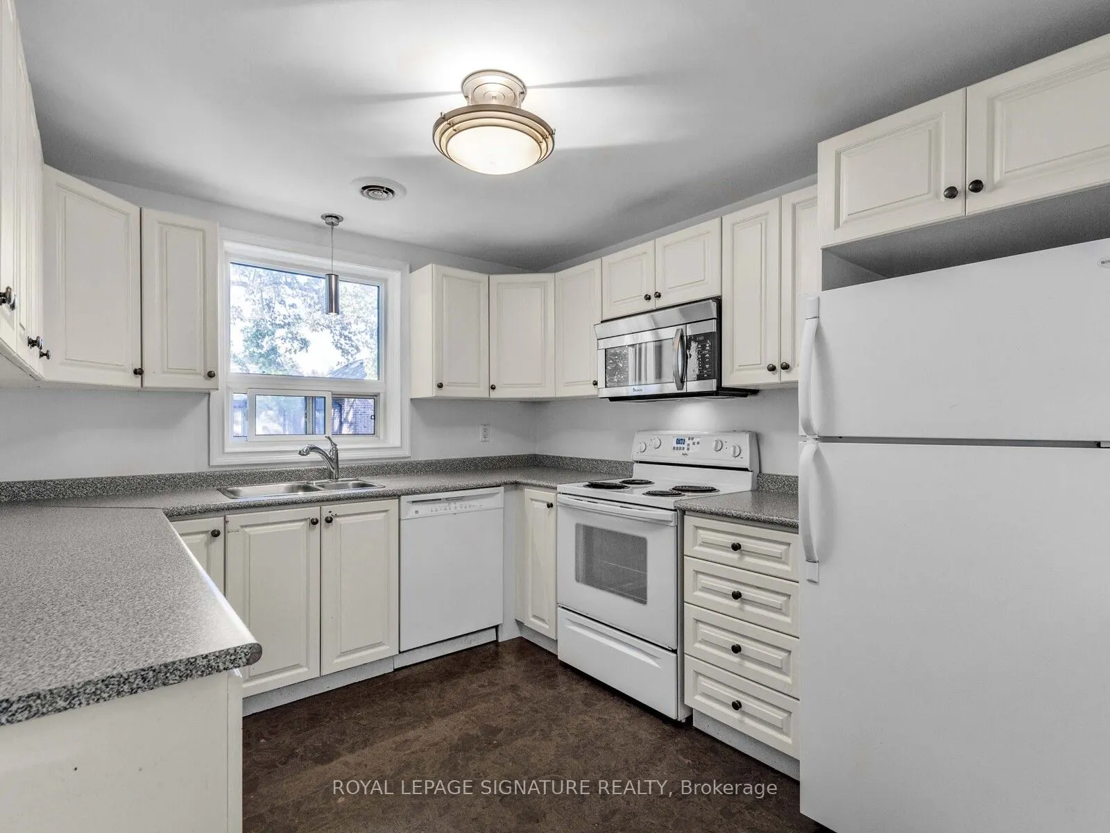 19 Warwick Avenue, #Upper