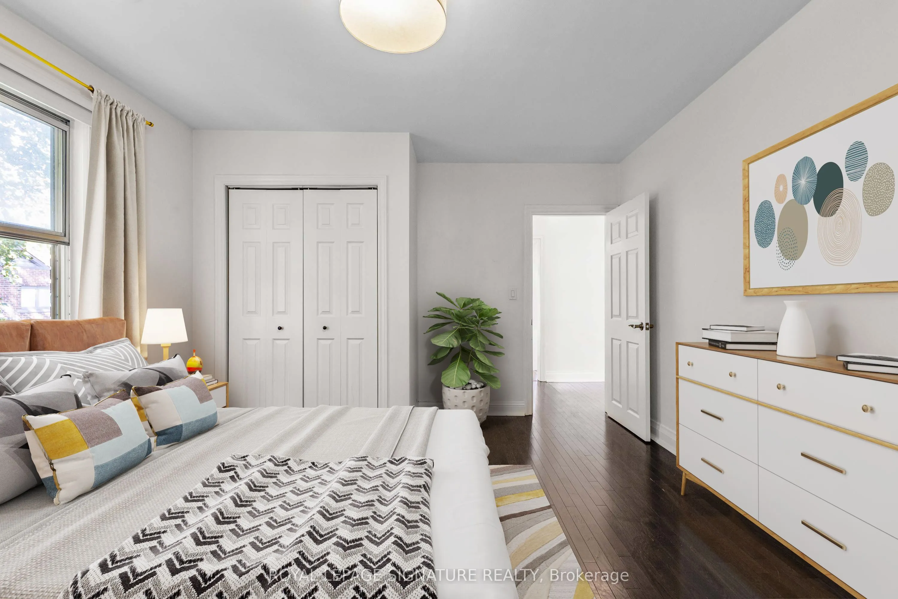 19 Warwick Avenue, #Upper