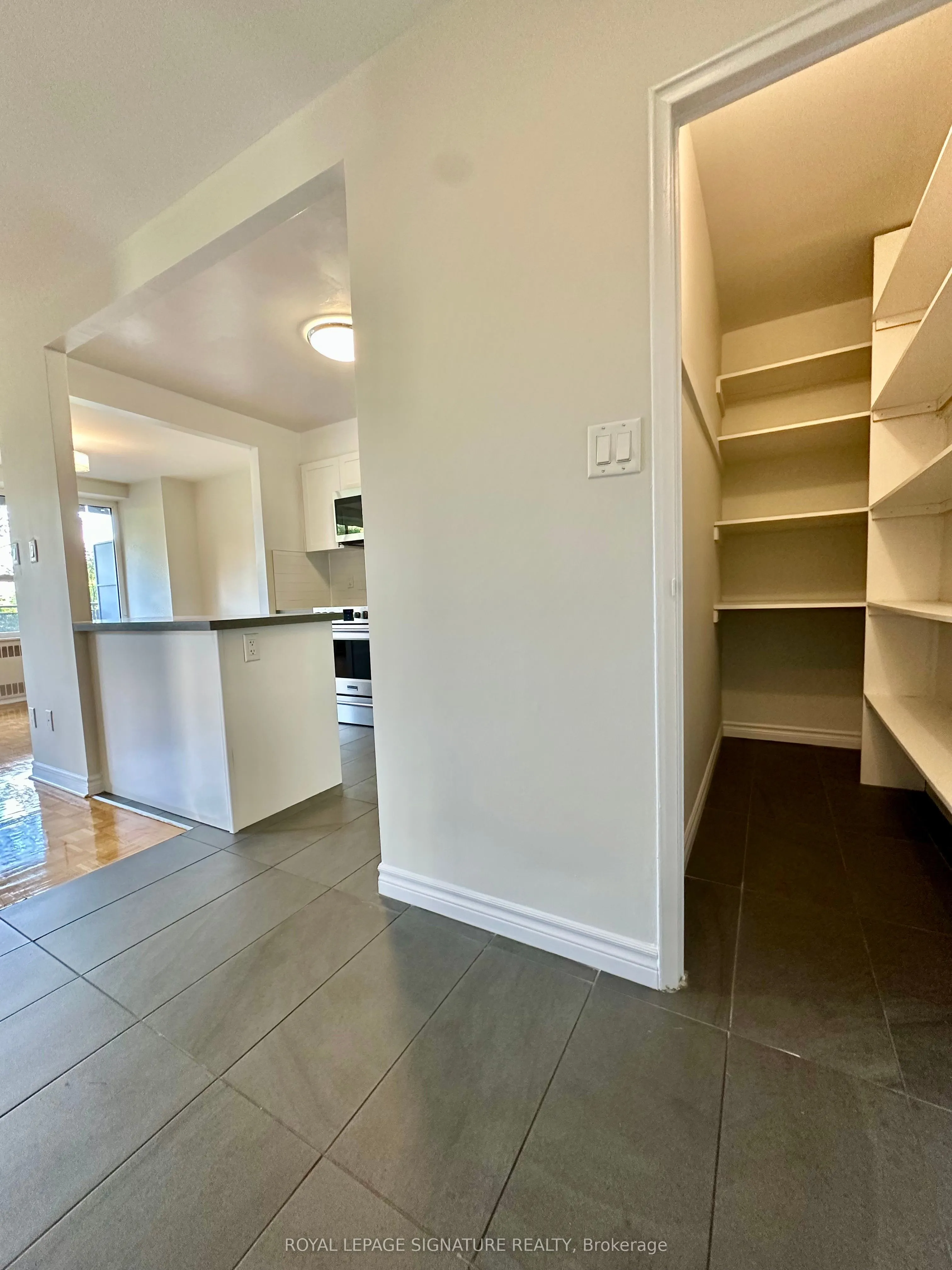 10 Shallmar Boulevard, #414