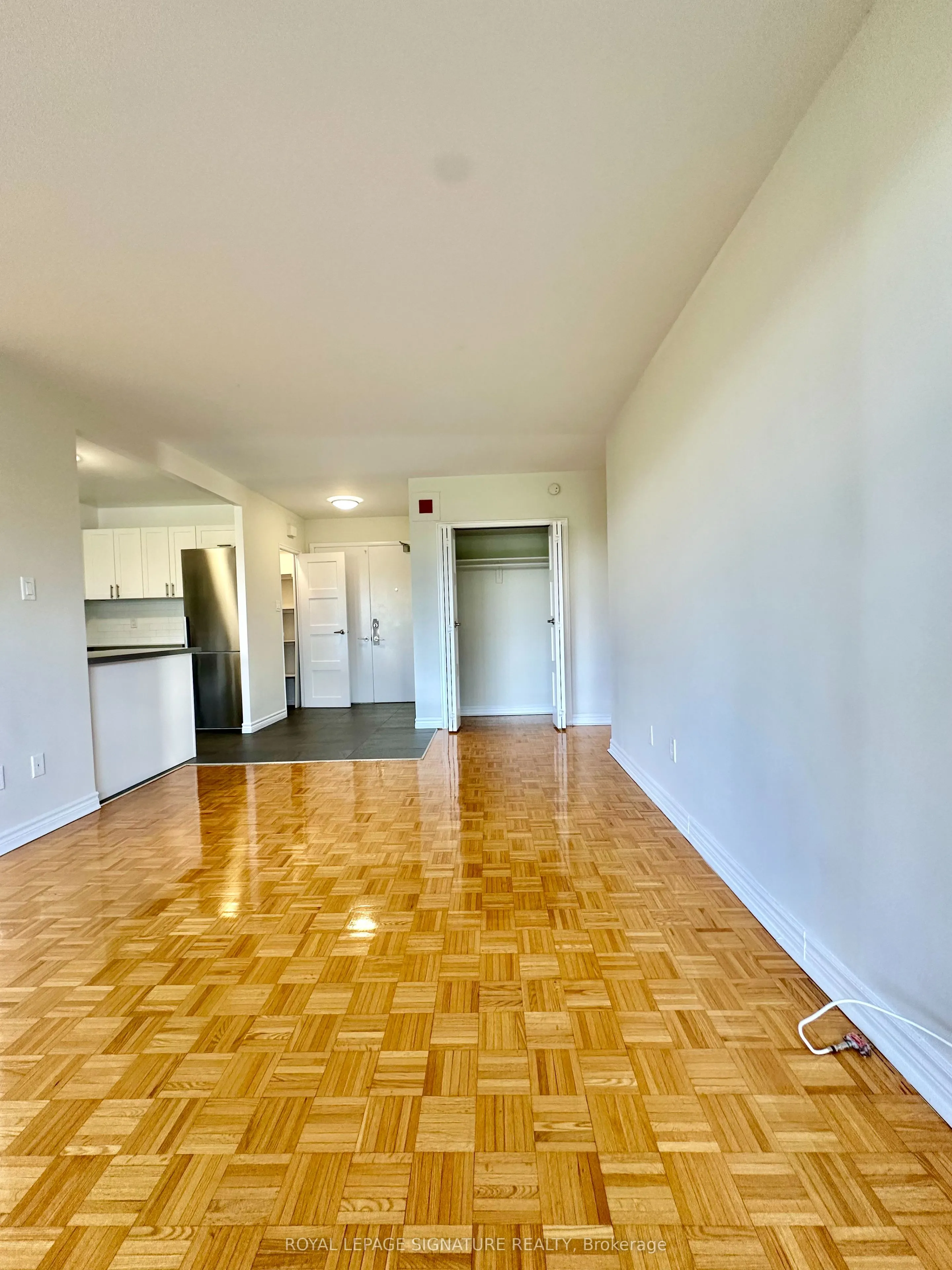 10 Shallmar Boulevard, #414