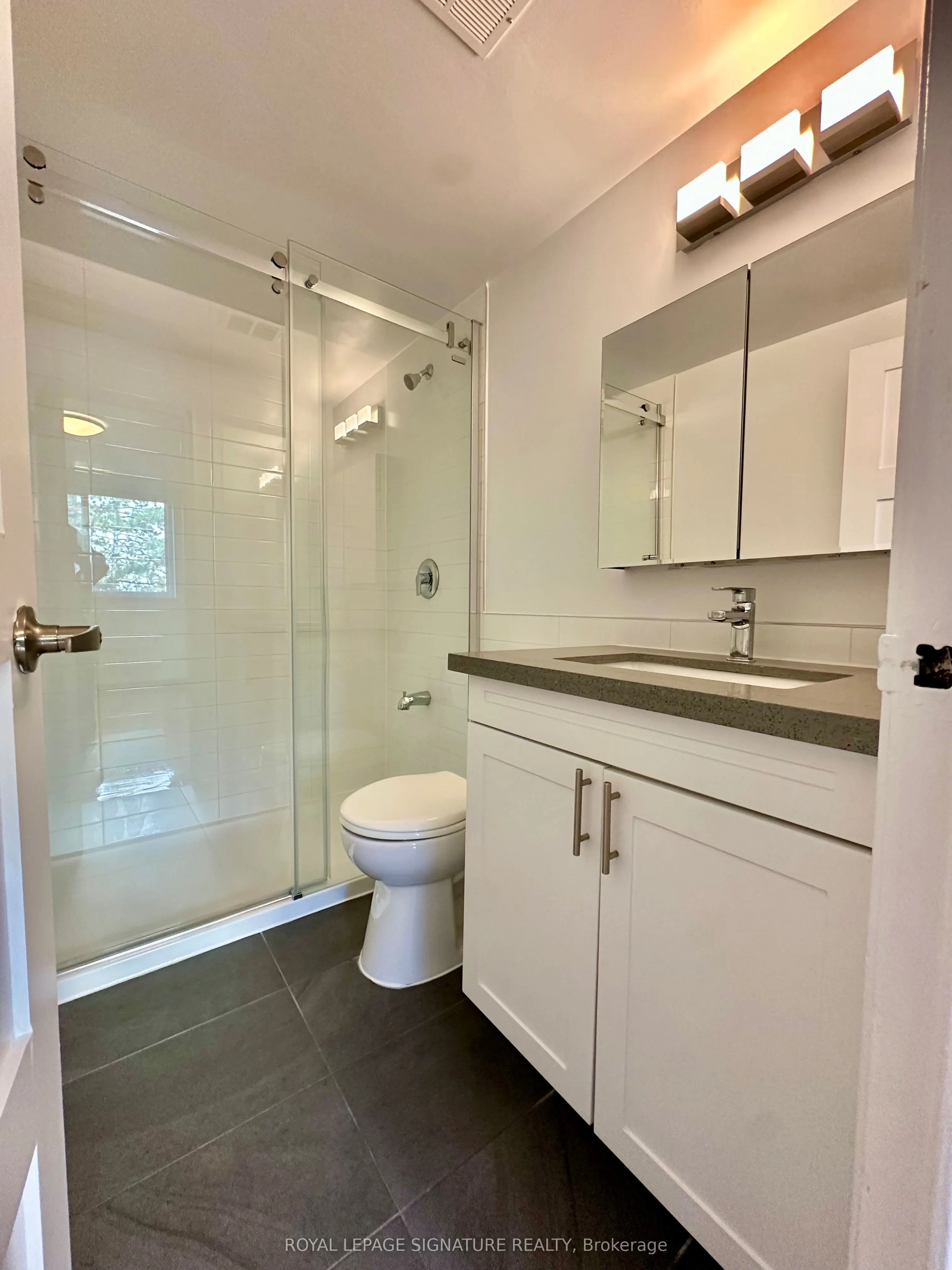 10 Shallmar Boulevard, #414
