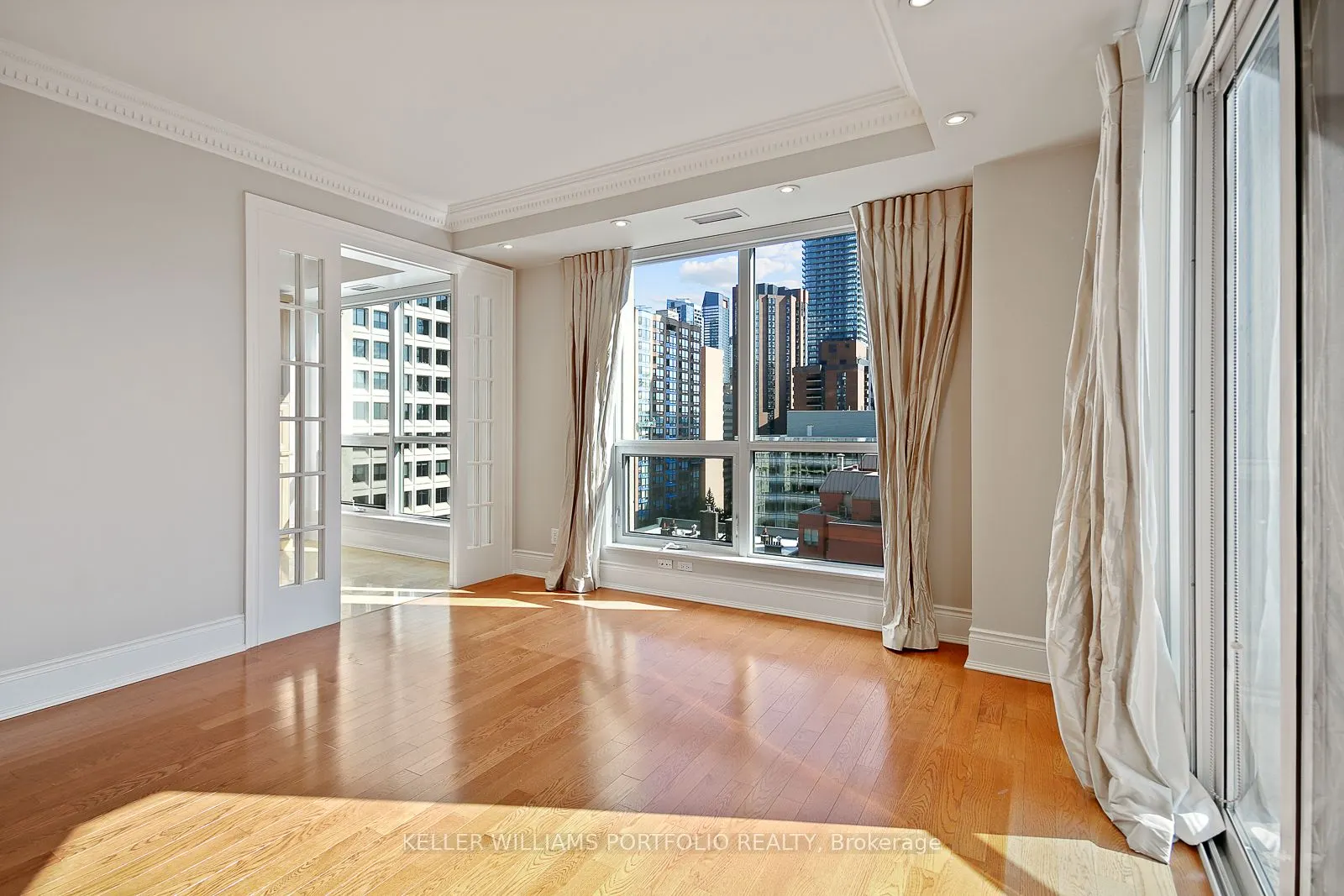 10 Bellair Street, #1003