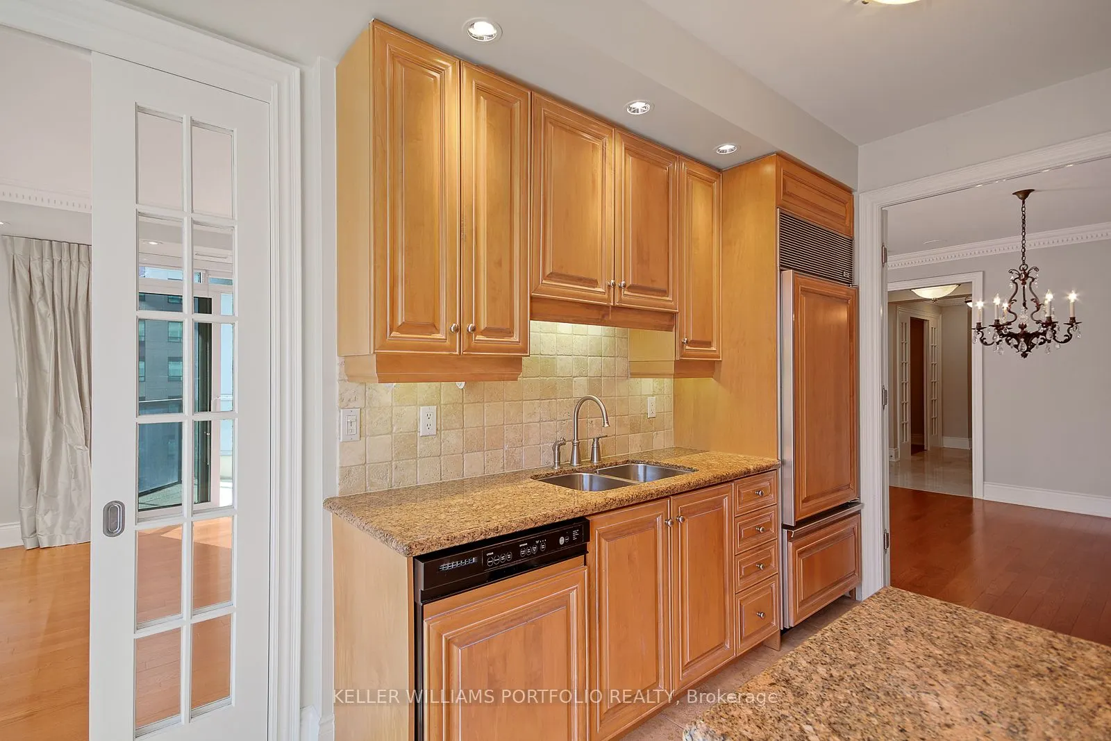 10 Bellair Street, #1003