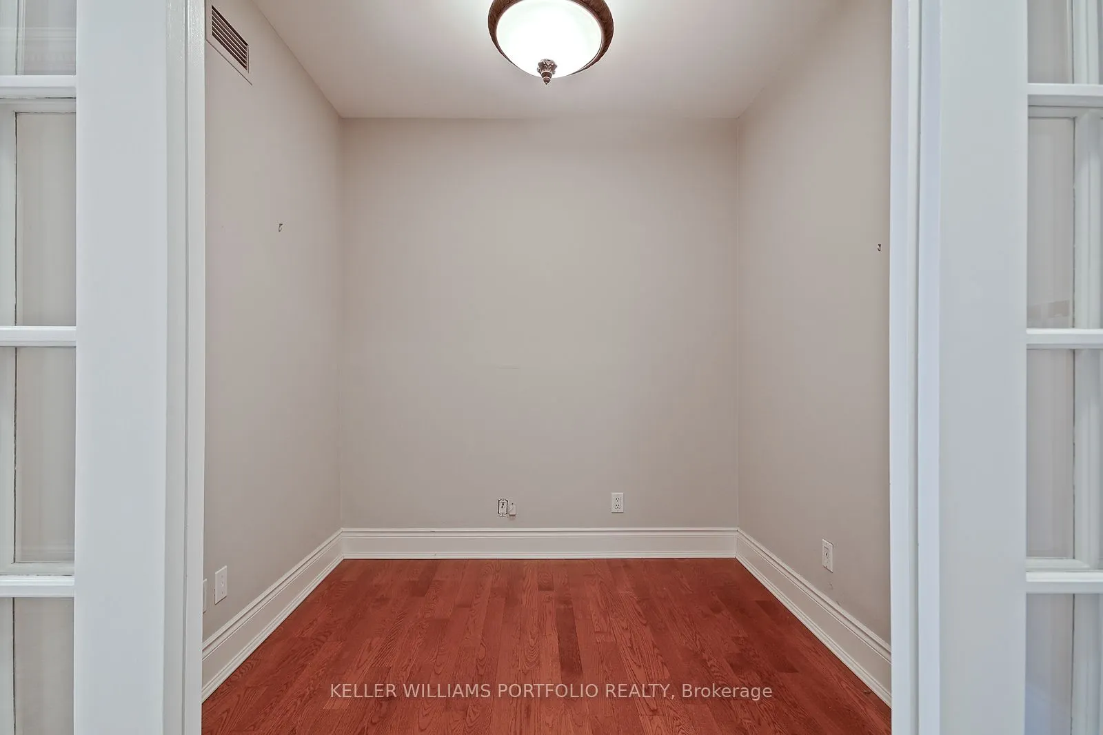 10 Bellair Street, #1003