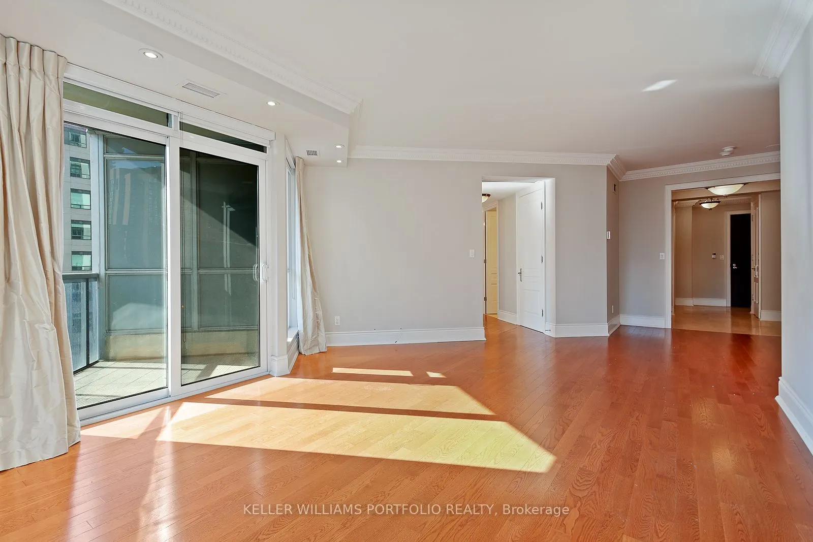 10 Bellair Street, #1003