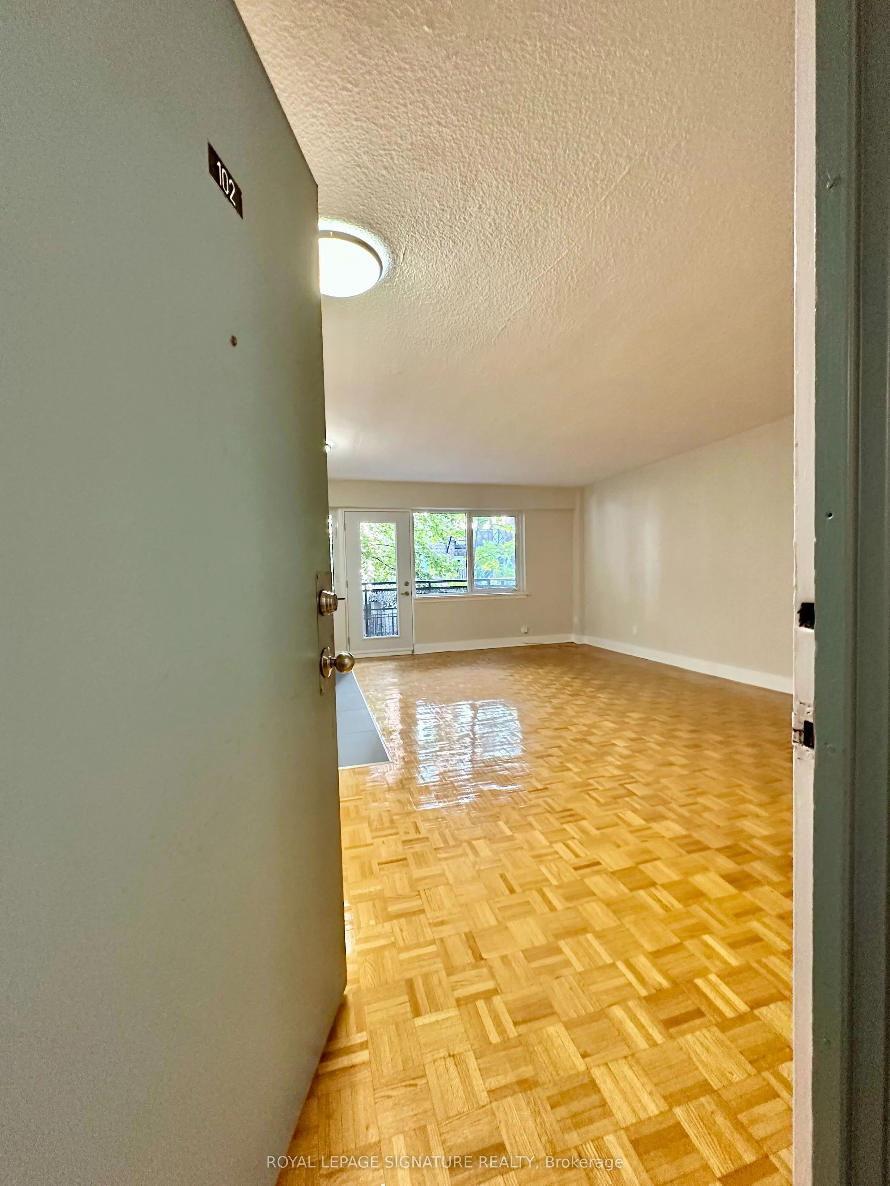 95 Lawton Boulevard, #102