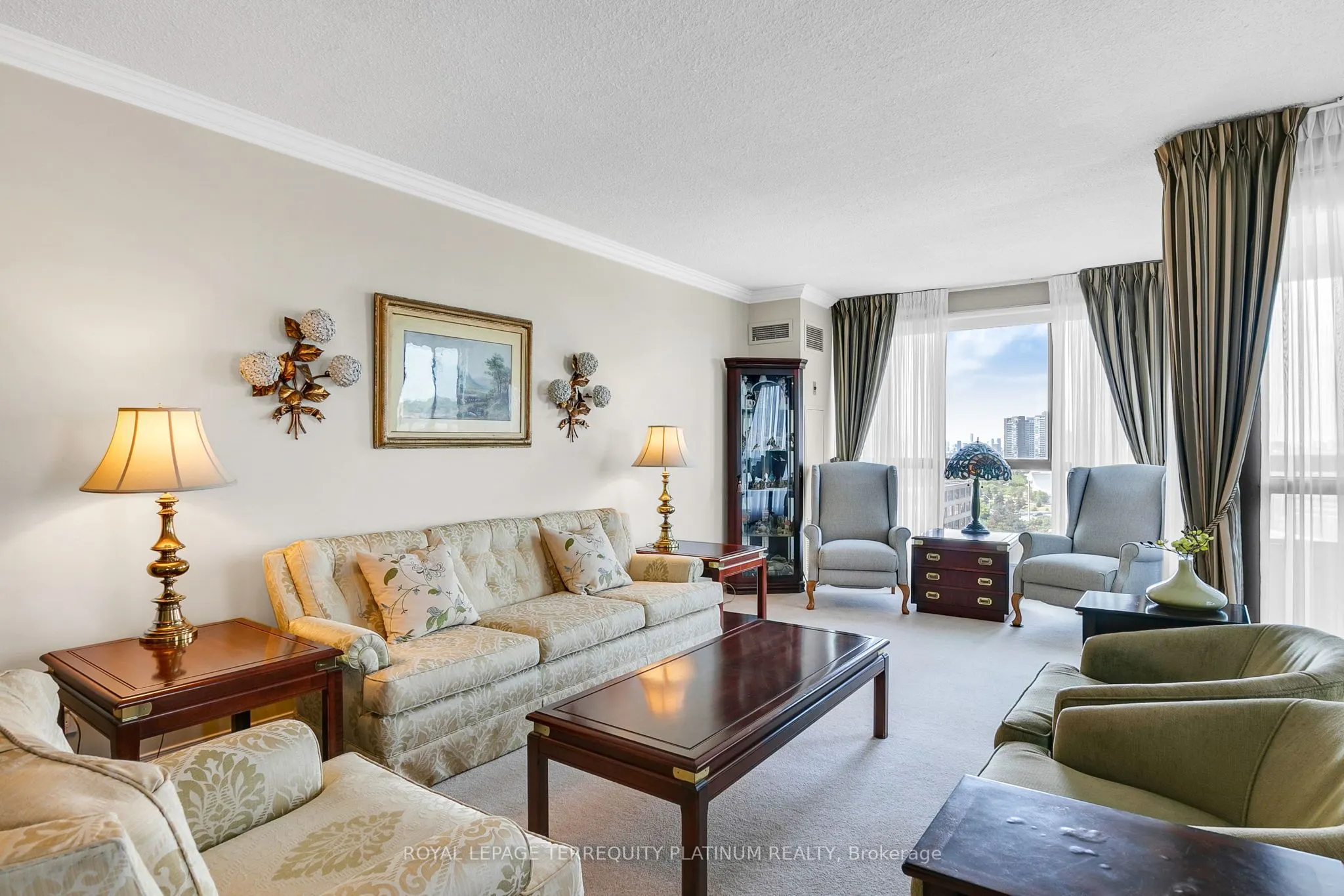 3 Concorde Place, #1202