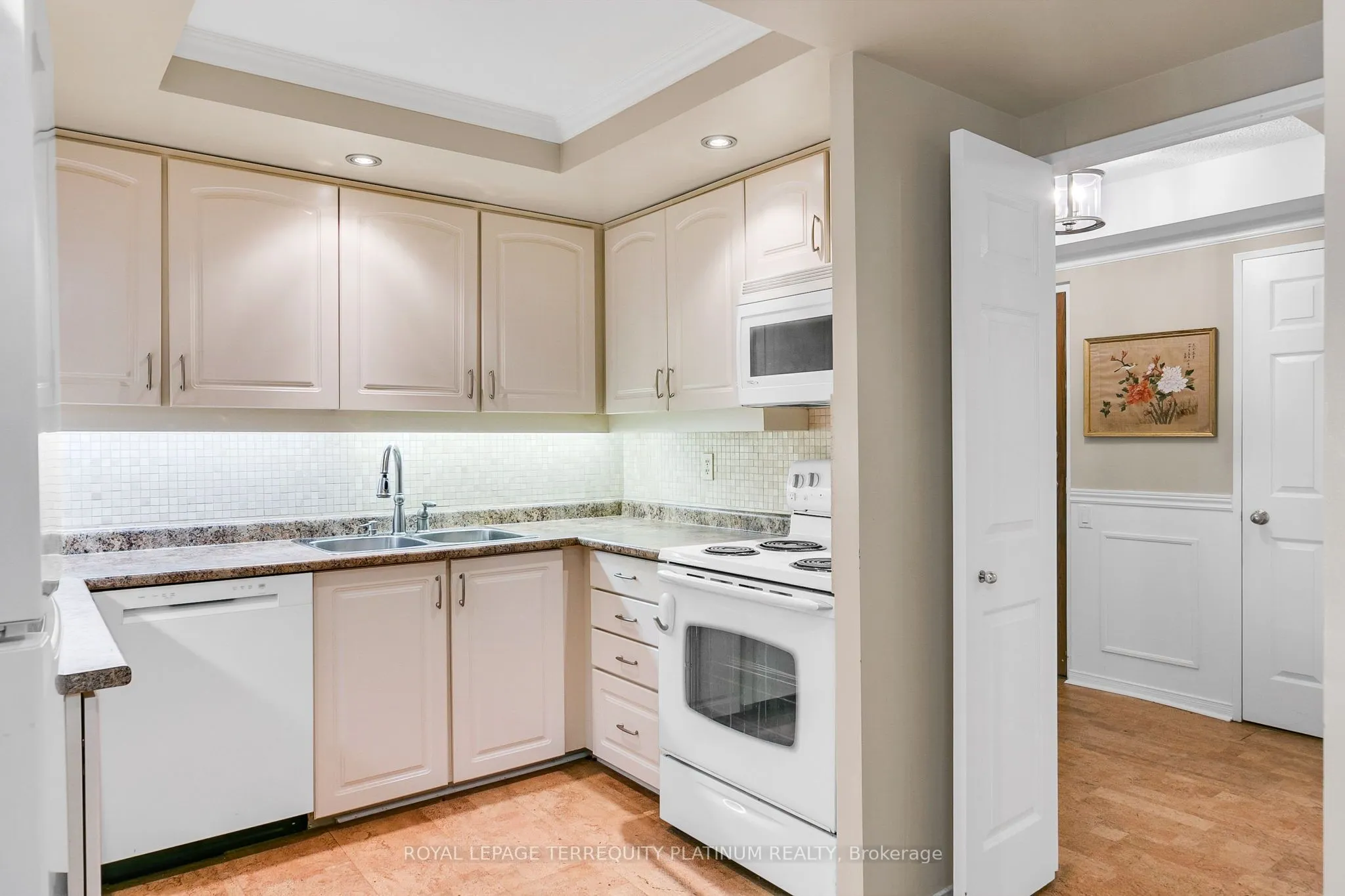 3 Concorde Place, #1202