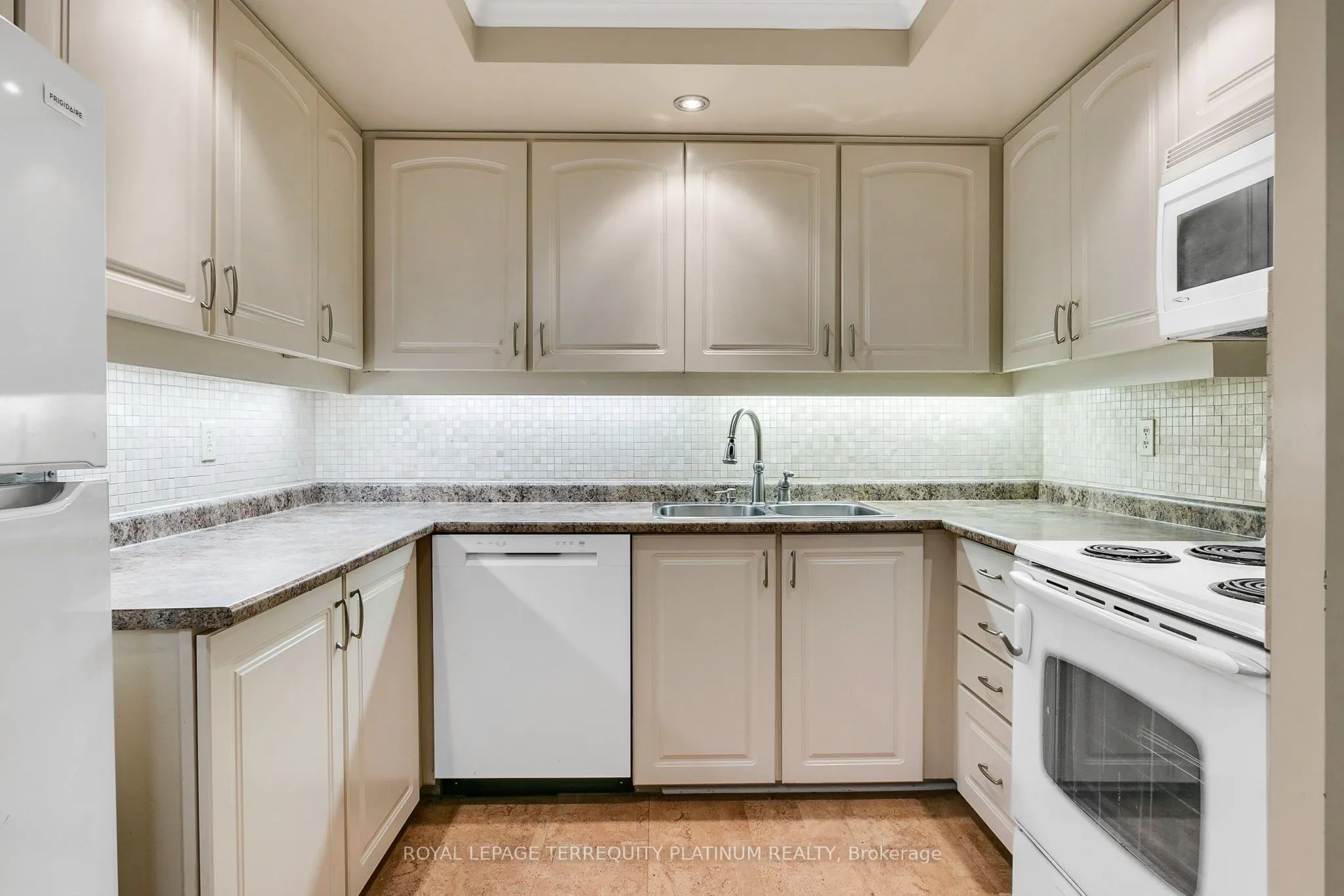 3 Concorde Place, #1202