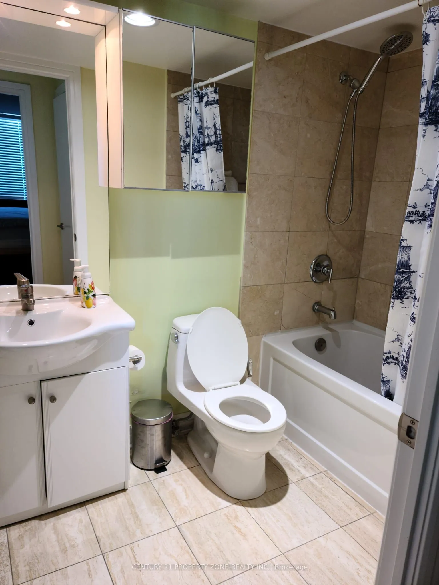 16 Harrison Garden Boulevard, #12