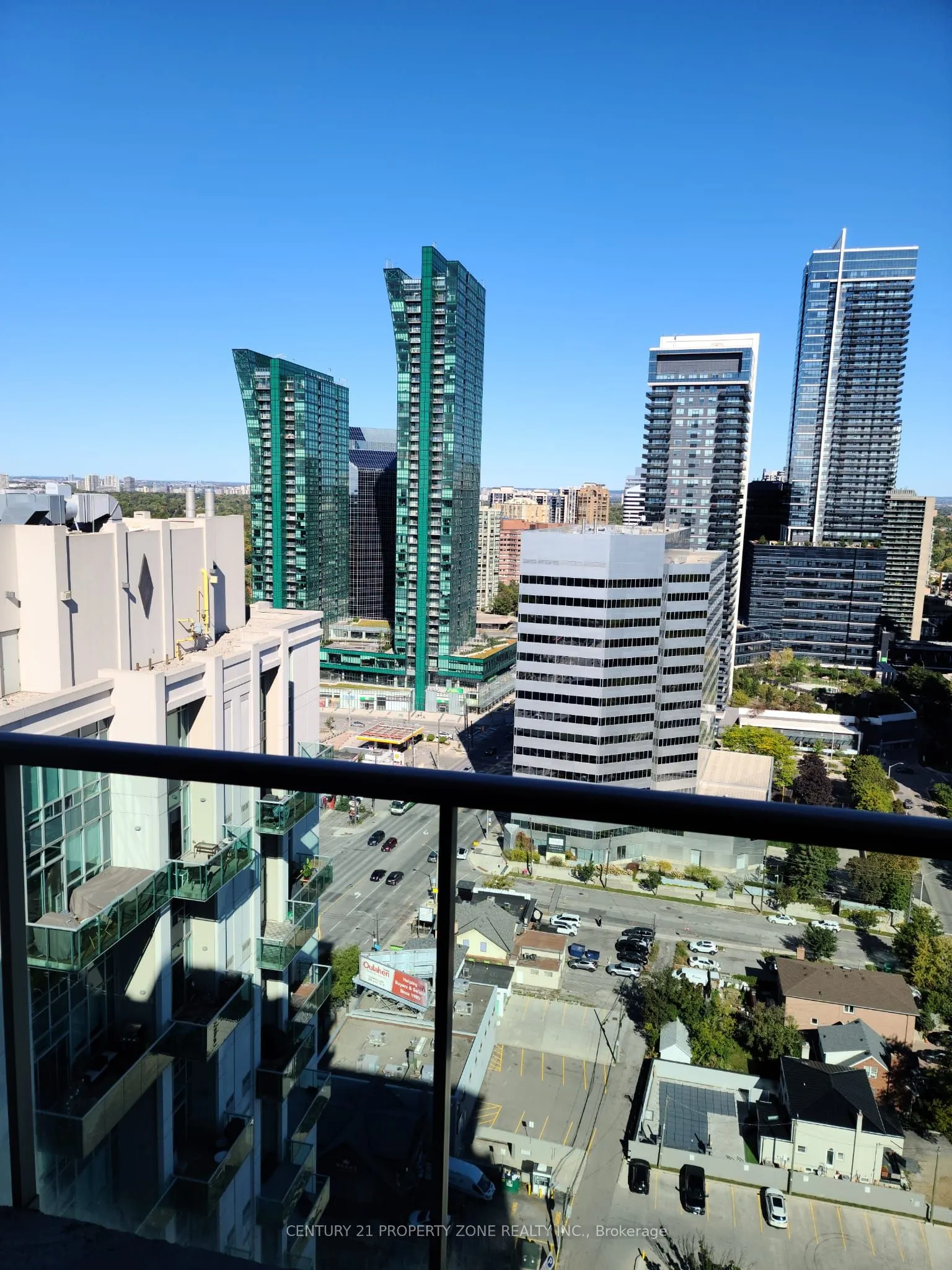 16 Harrison Garden Boulevard, #12